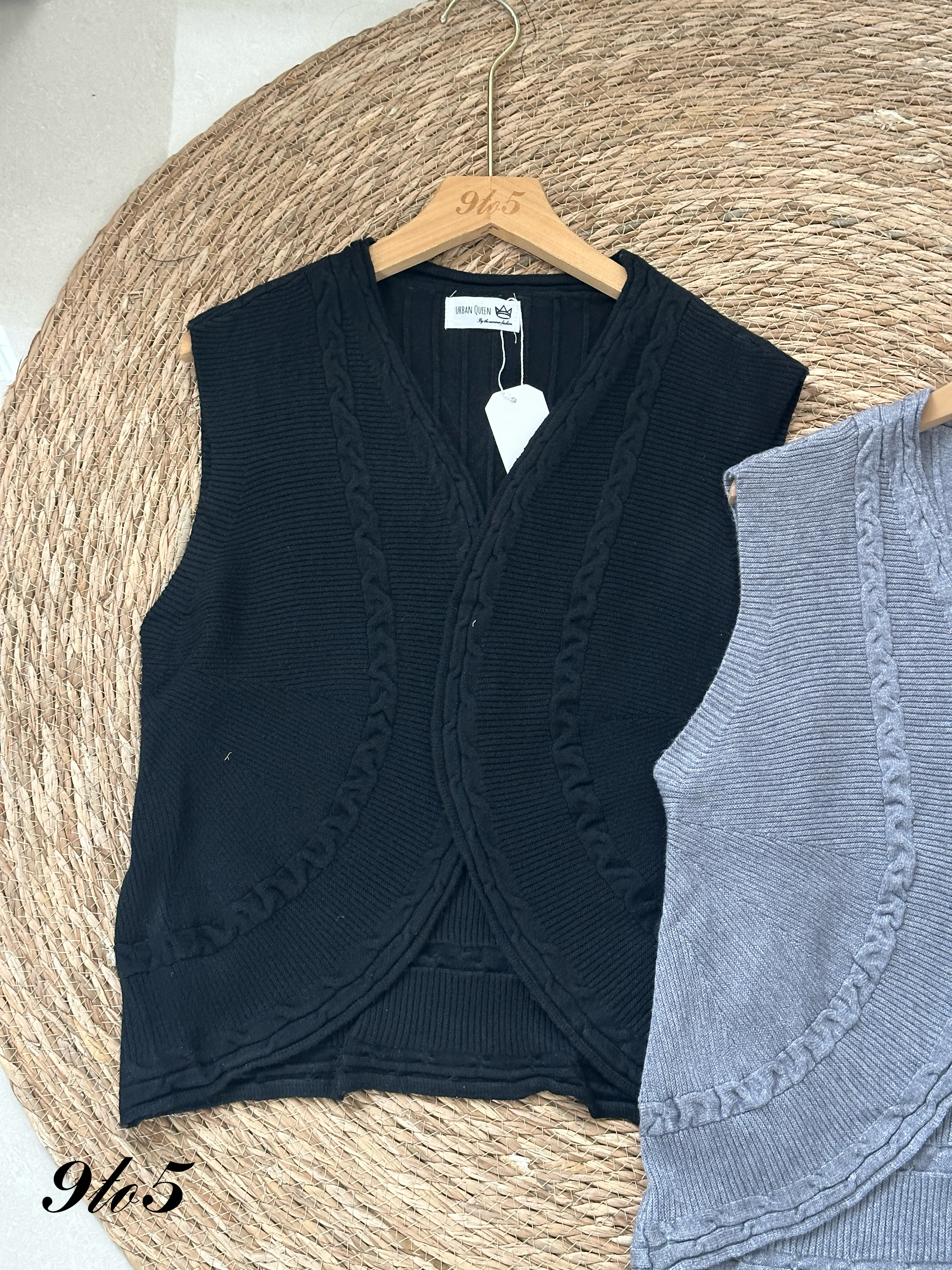 T4085 Cable Knit Vest - 3 Colors