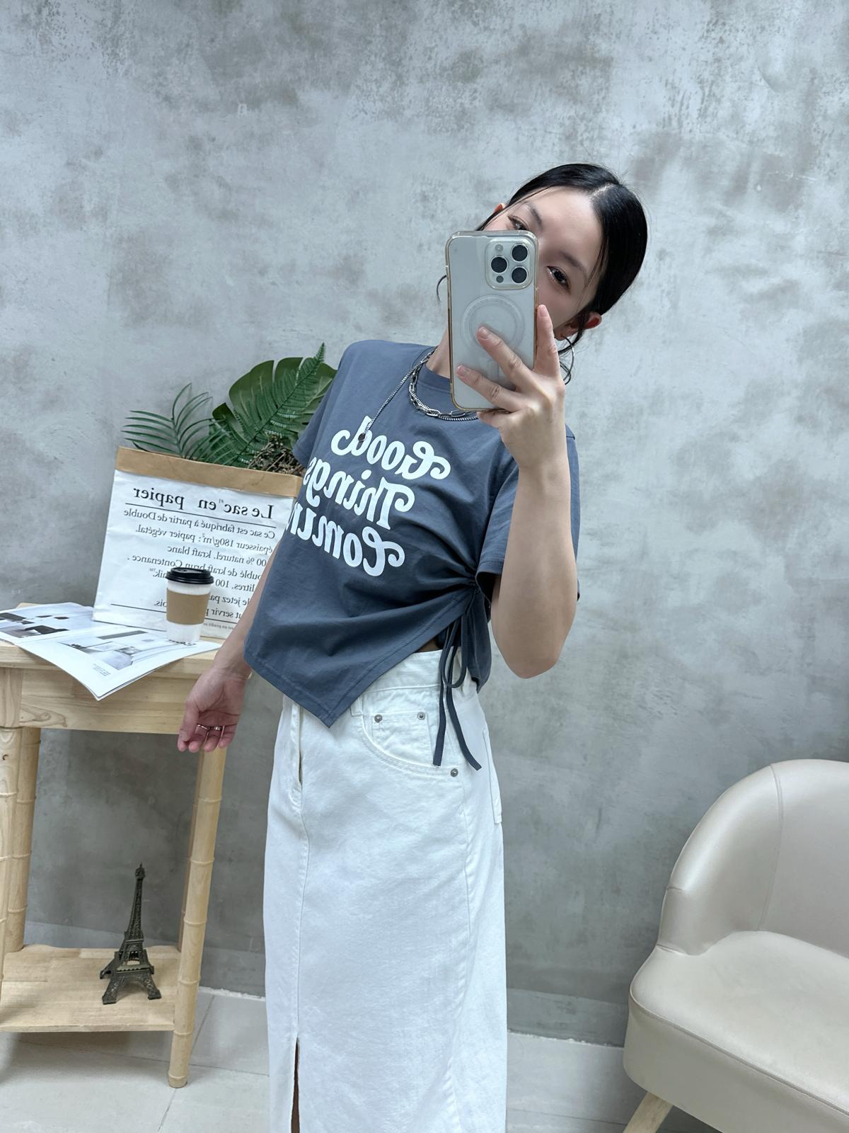 L25 束腳英文字Tee
