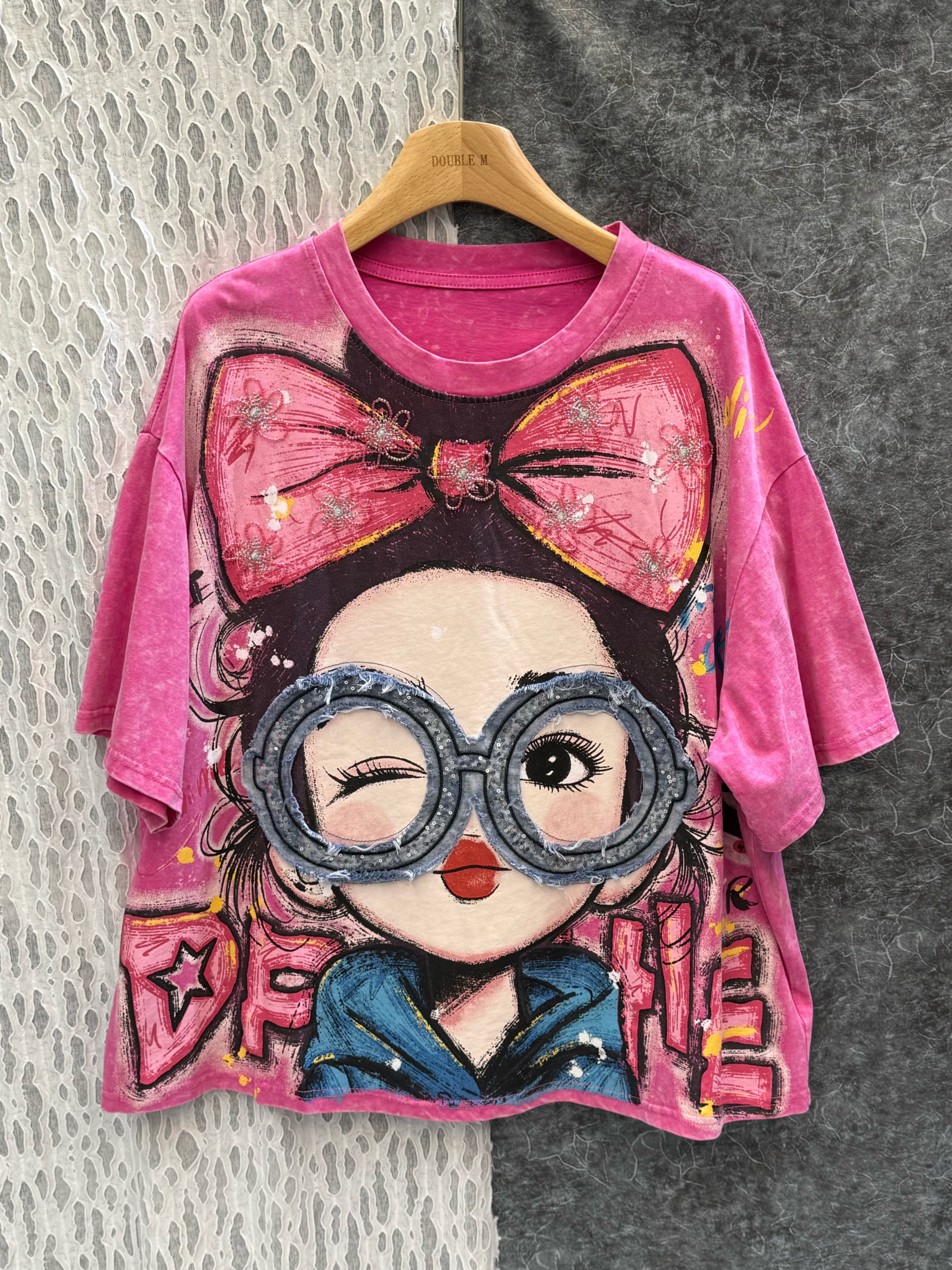 眼鏡貼布女孩T