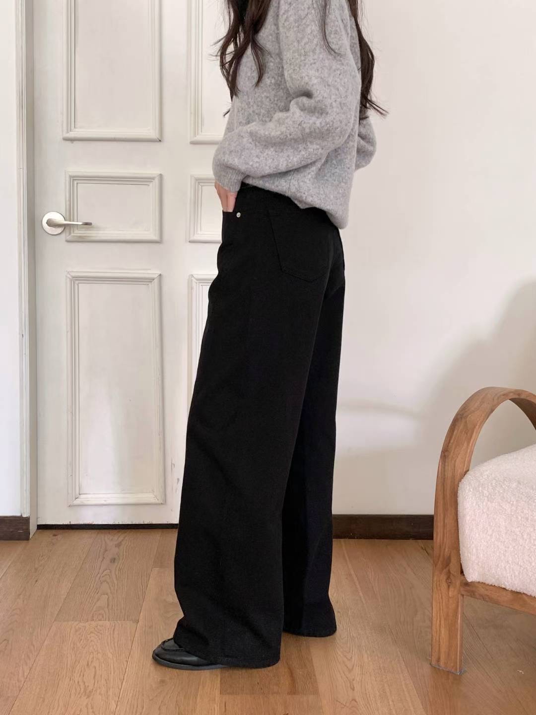 F65 斜骨白色直腳牛仔褲