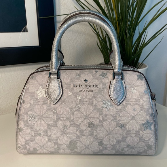 香港現貨-kate Spade Flower Star Toss Small Dolly Duffle Crossbody