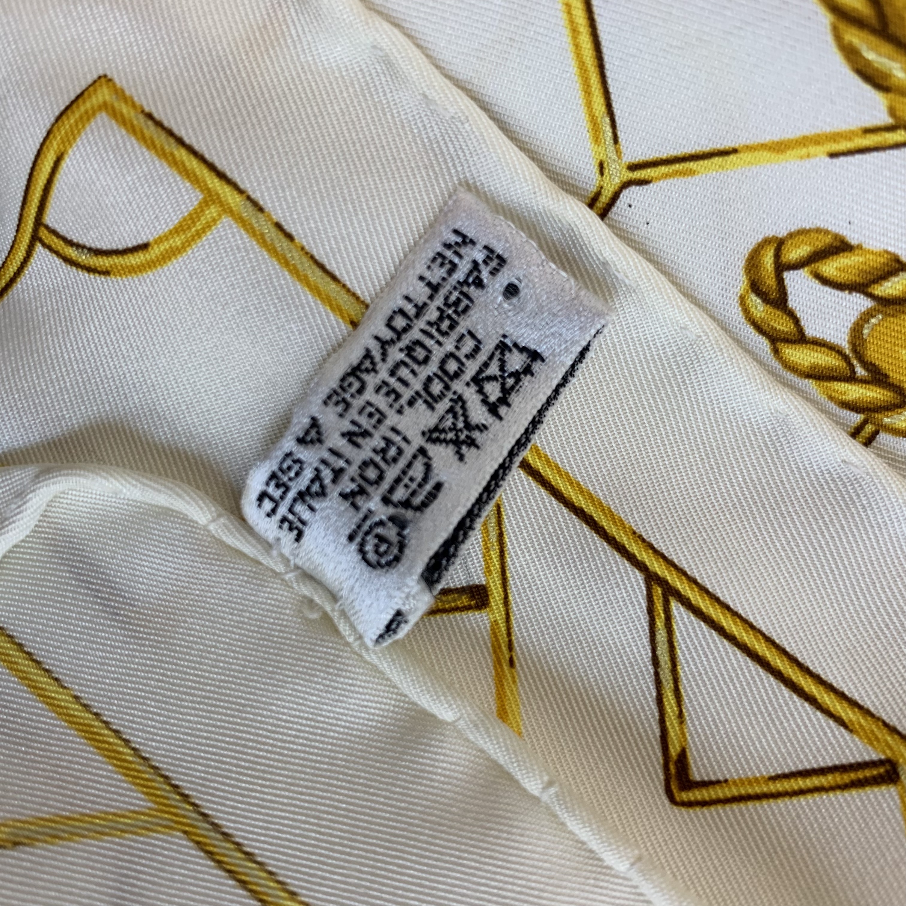 埃及神話🫢Chanel 太陽神拼米色方巾