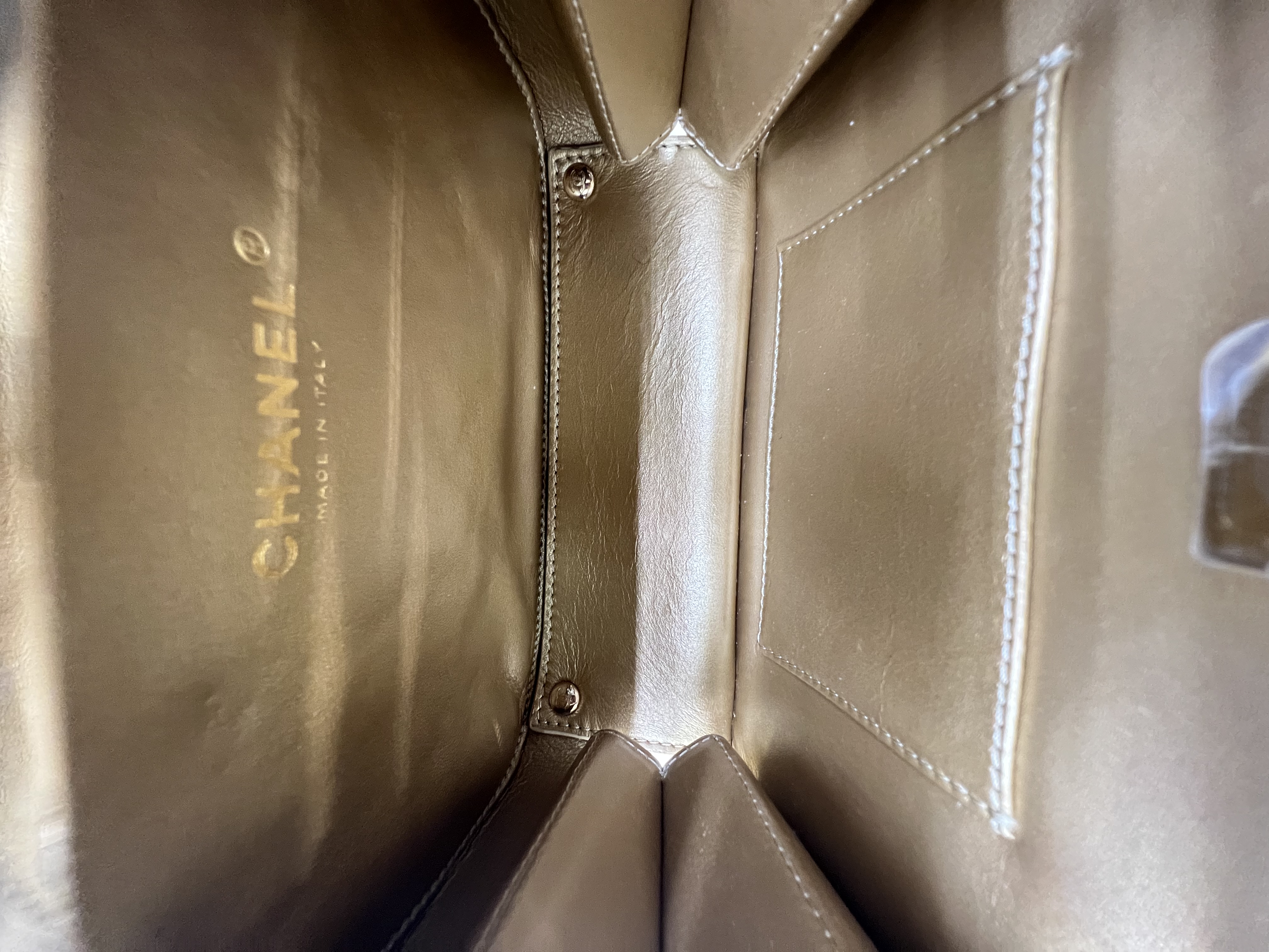 Pre-Owned CHANEL Matelassé Mini Camera Bag / Product Code: 26041507