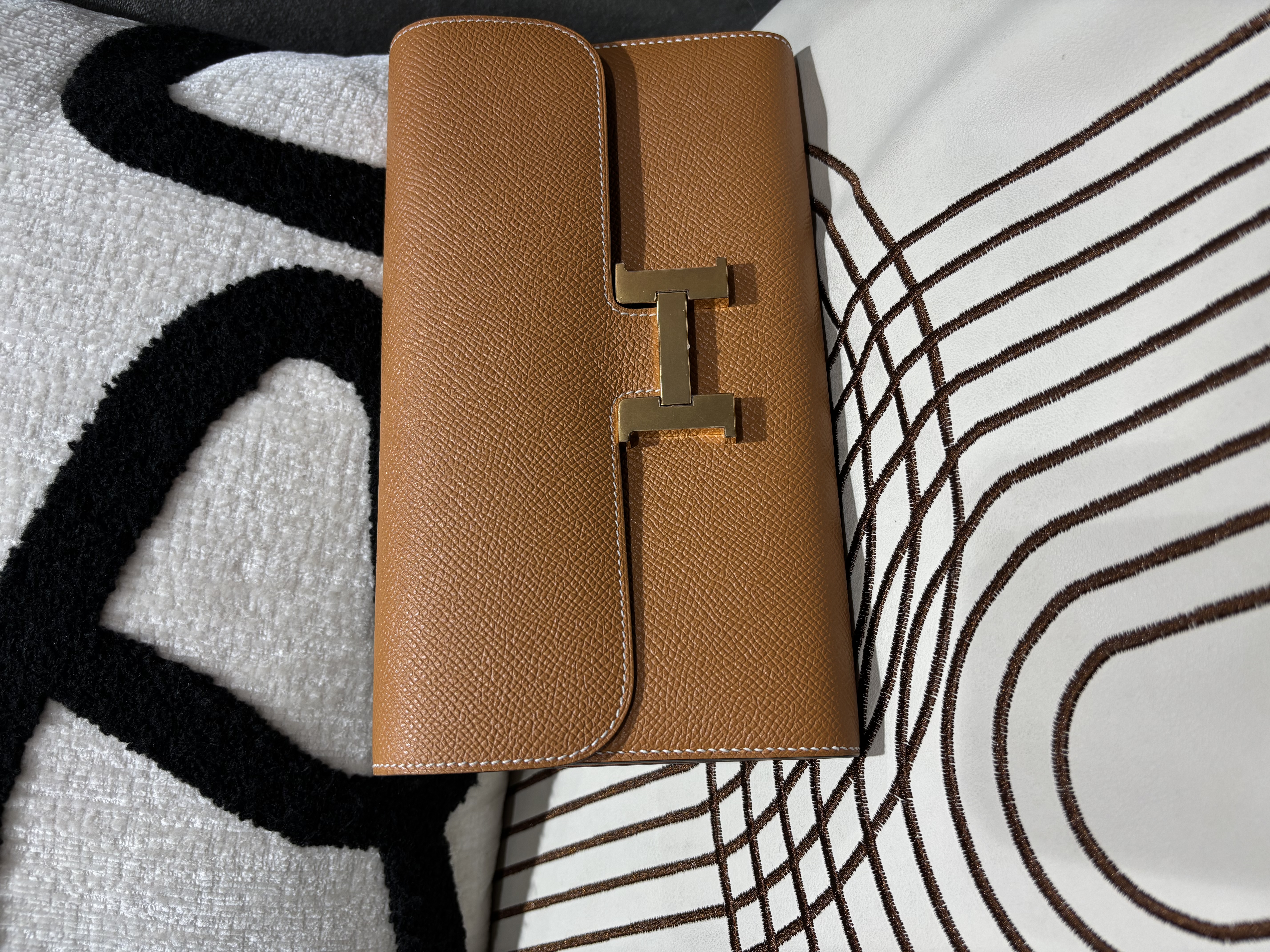 Hermes Constance Wallet Stamp X 1H太妃糖色金扣100%Authentic, 99%New ✅Box