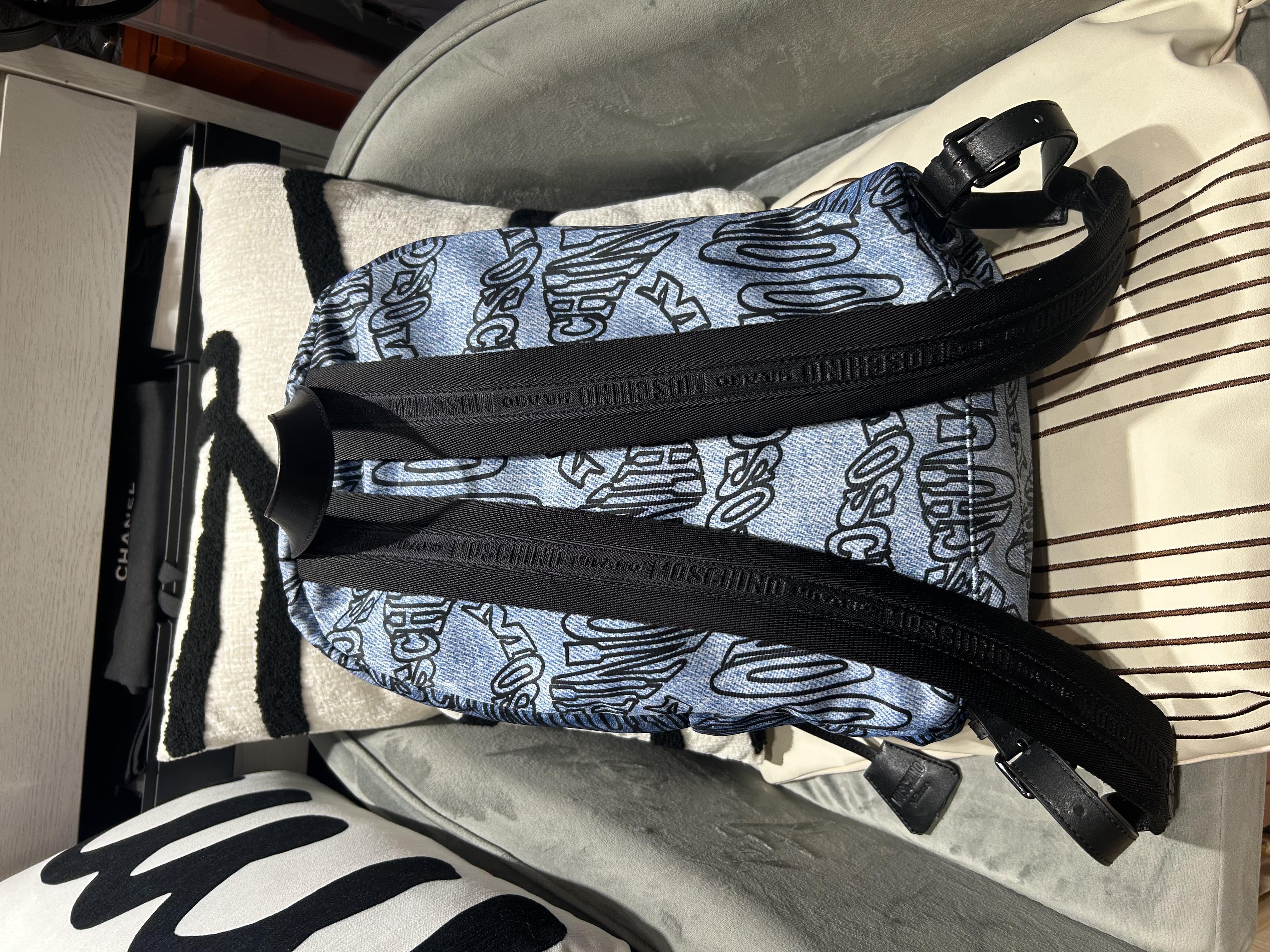 Moschino Nylon Backpack 牛仔藍 100%Authentic, 99%New
