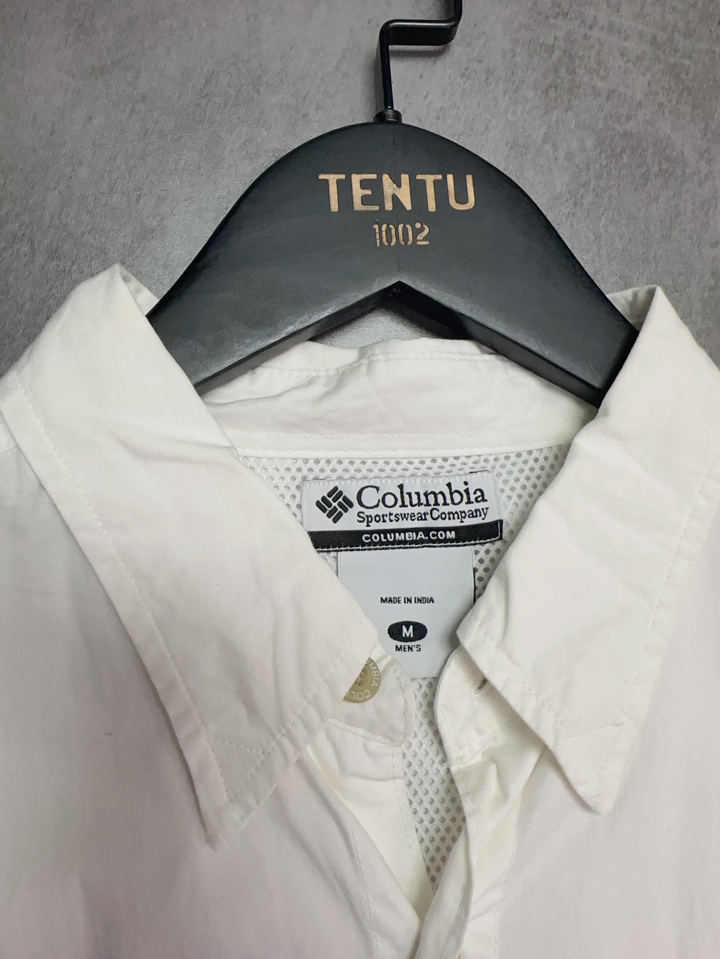 Columbia Shirt -M