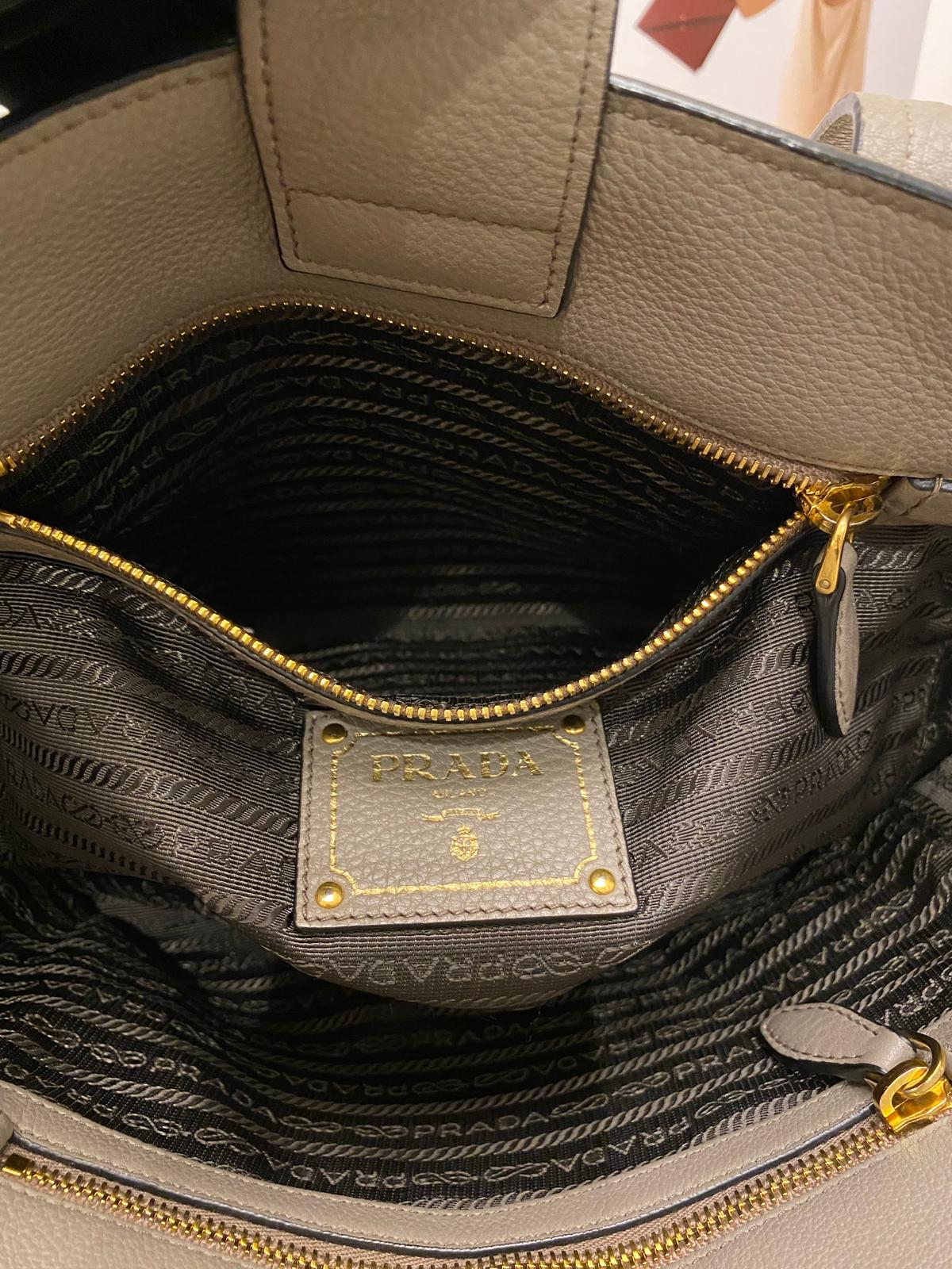 Prada Vitello Daino Tote Bag(Argilla)