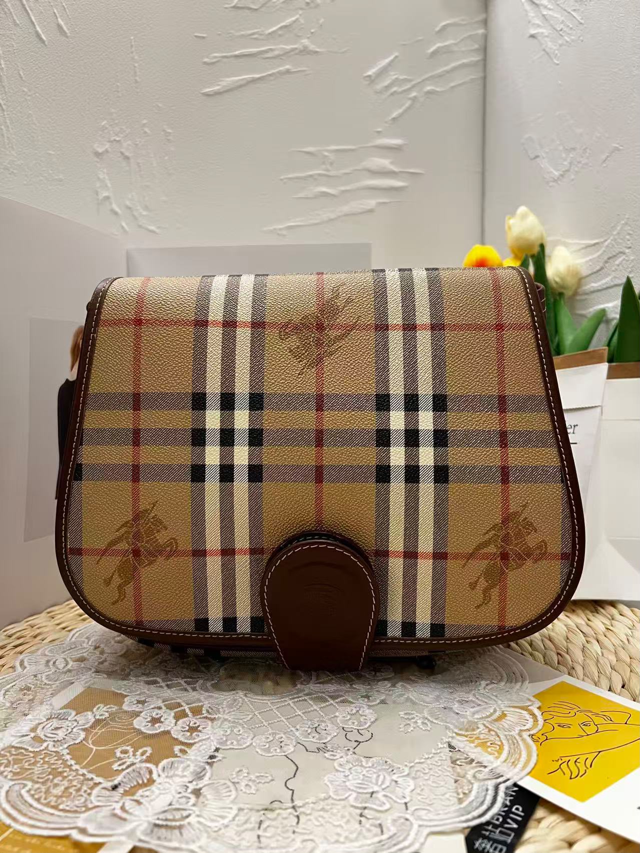Burberrys Vintage Nova Check Saddle Bag
