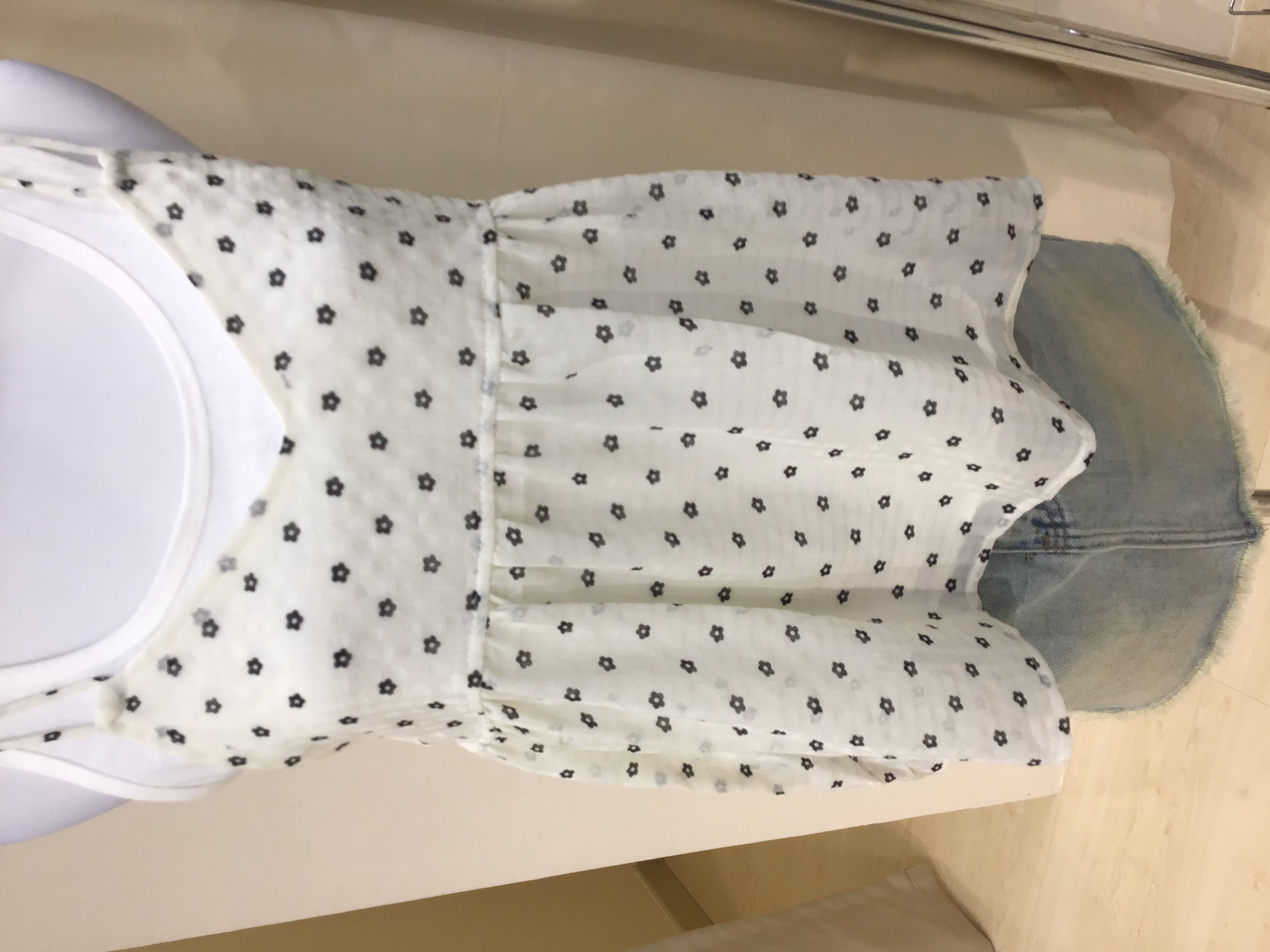 V领碎花吊带背心三件套