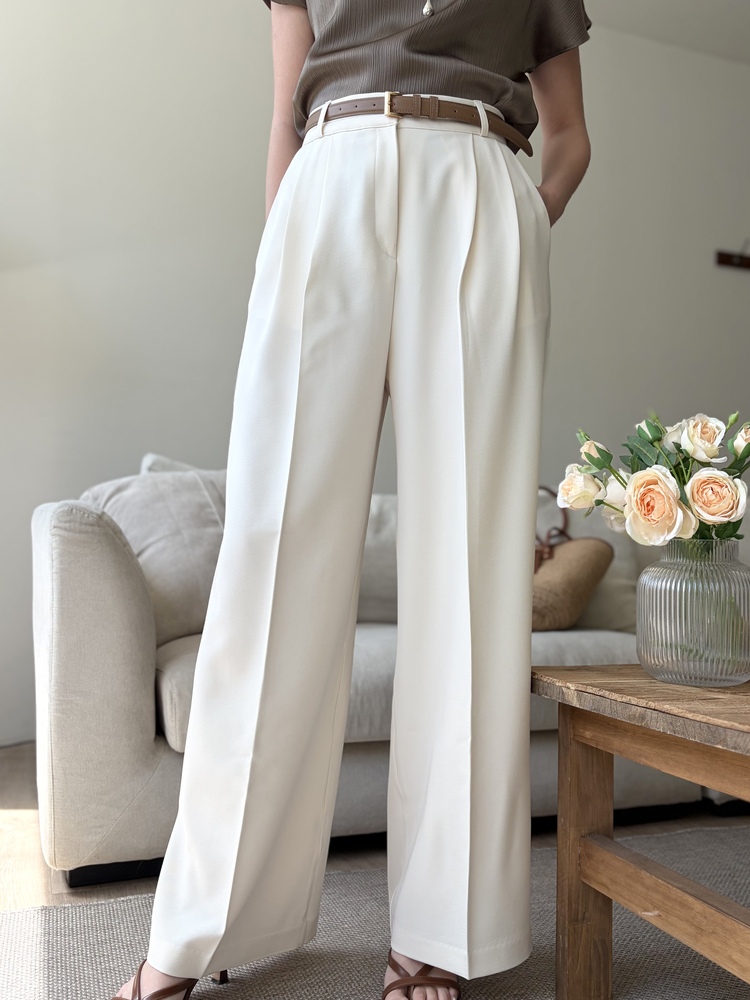 Timeless Pleated Flow Pants (Ivory)