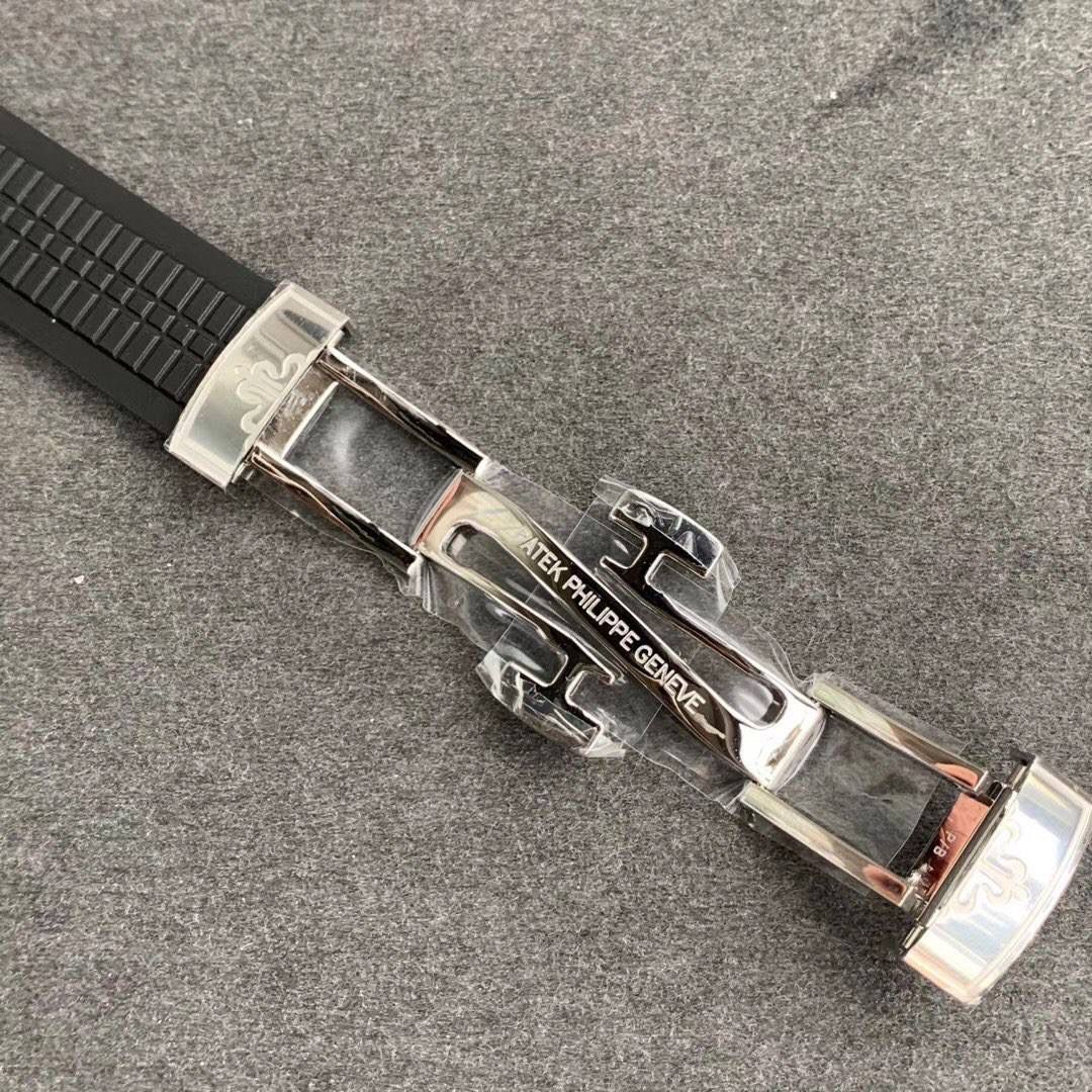 🔥全新PP百达..翡丽 复杂功能AQUANAUT旅行家＂手雷＂5164A系列＂V2＂超强升级版🔥 全新V2技术重点突破 1⃣️：升级最新机芯为PP. Cal.324 S C FUS 一体机，机芯摆轮位置实现与正品一致方向，现为市面最高版本。 2⃣️：新款字面巧克力颗粒感形状更立体 3⃣️：精益求精 V2版机芯主夹板字体更细致 升级为最新换代甲板鸽子血红宝石 实现最接近正品的工艺。