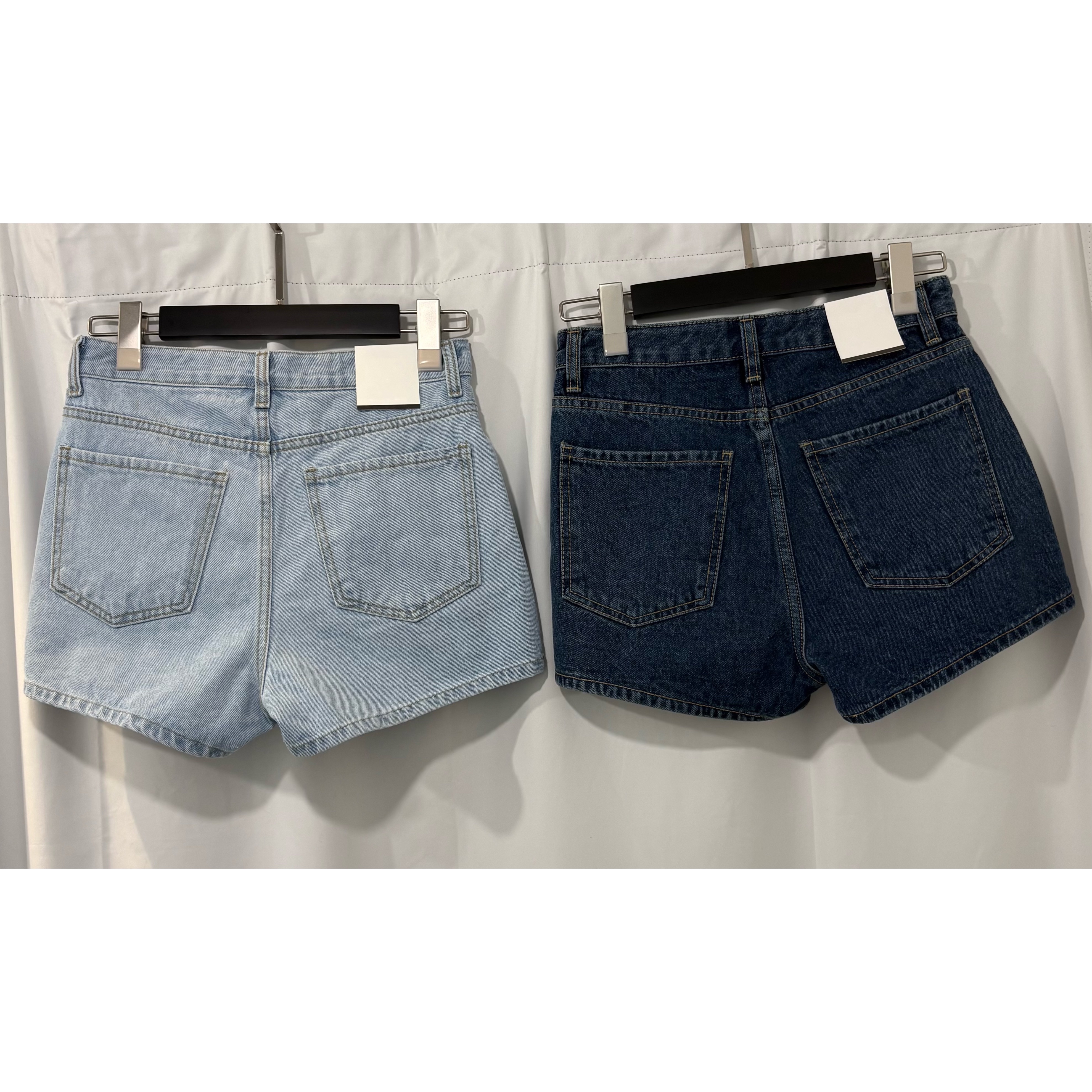 新品價4月22截🤍2604U《A-LINE DENIM SHORTS》
