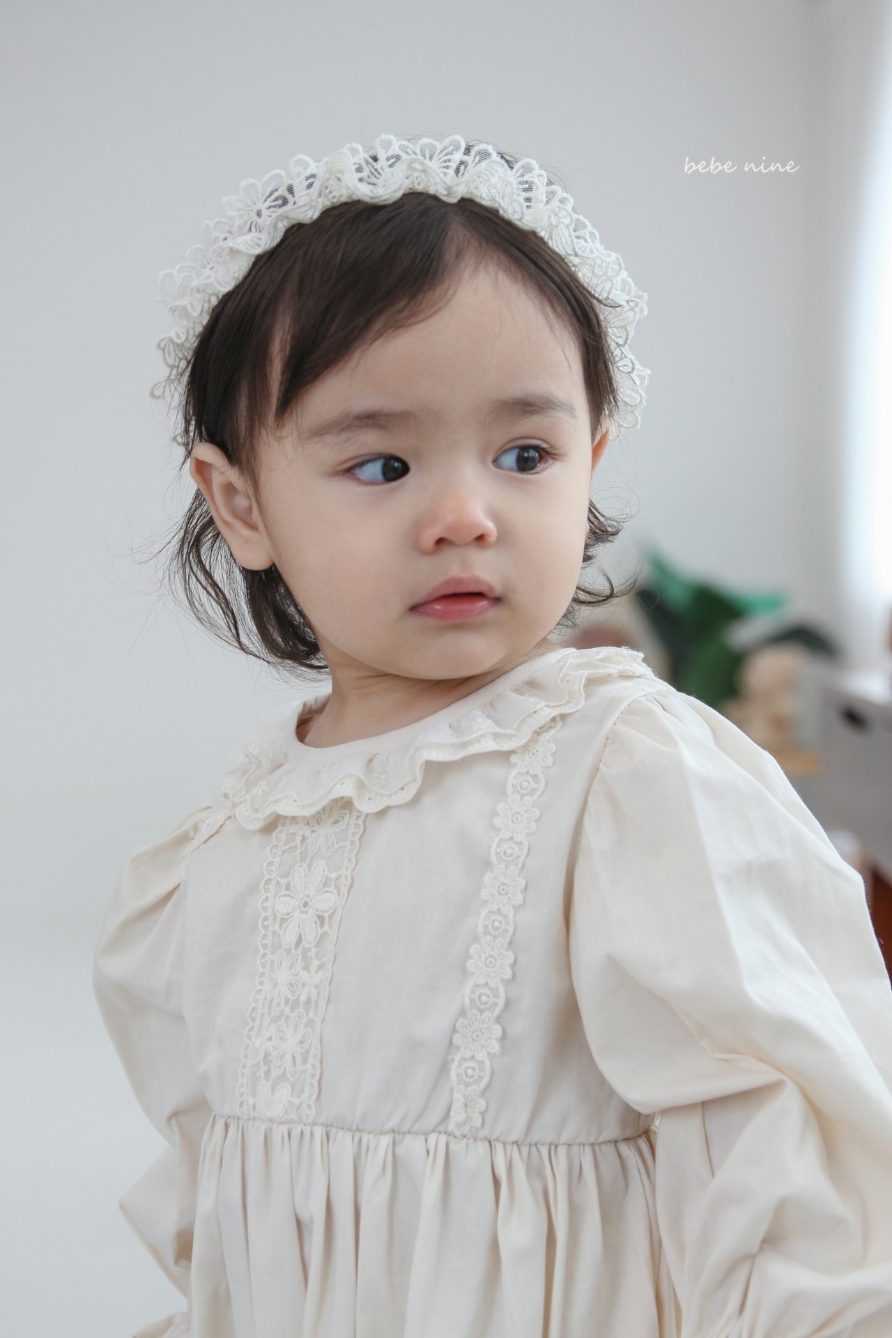 🌸預訂 韓國直送🌸🇰🇷Bebenine兩色蕾絲花邊寬鬆長袖連身服