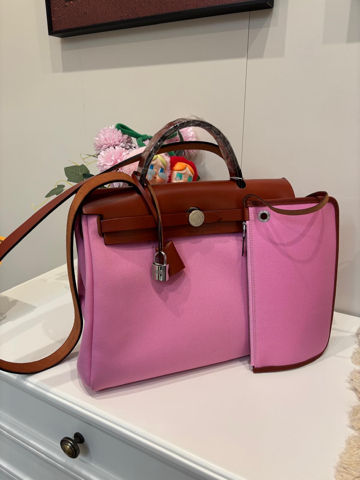 全新 Hermes HERBAG 31 ,stamp Y,8W 100%Authentic, 全新未使用品 ✅Key lock ✅dust bag ✅box