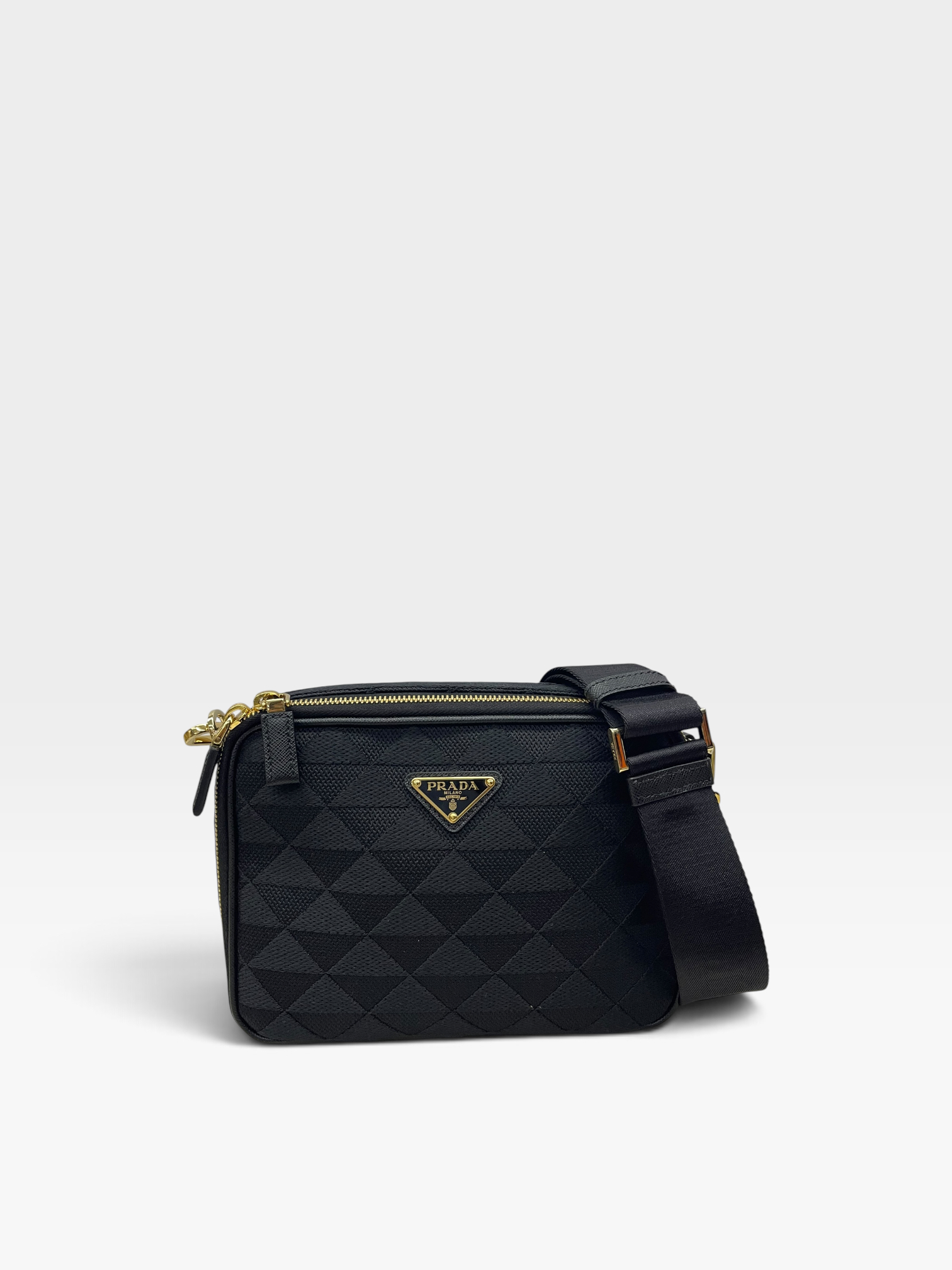 Pre-Owned PRADA Brique / Product Code: K090422