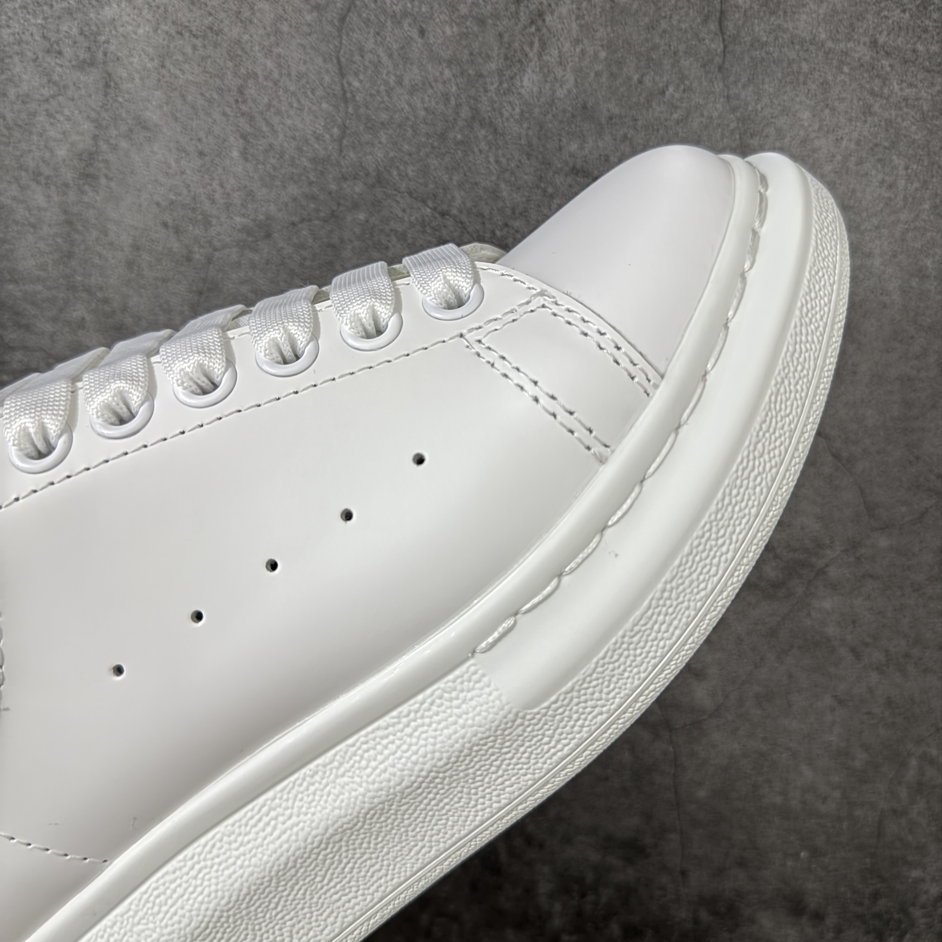 Alexander McQueen Oversized Sneaker