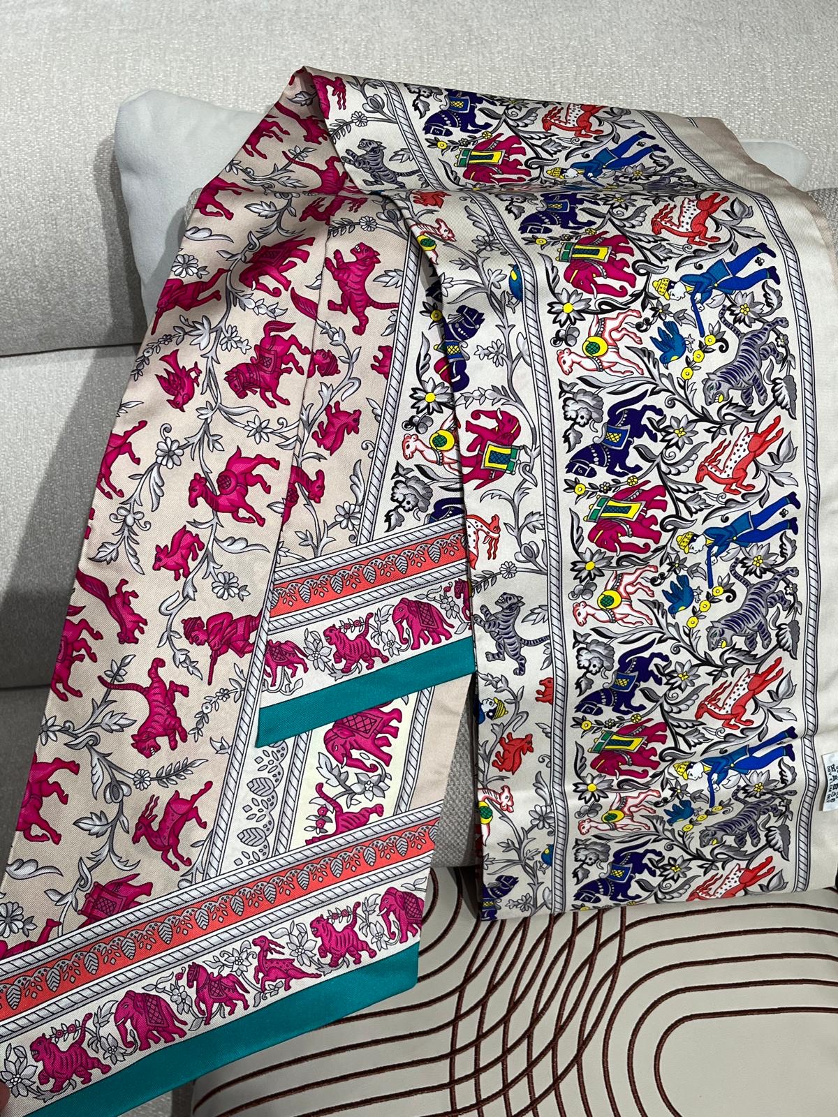 未使用品 Hermes maxi twilly  100%Authentic ,unused✅box 