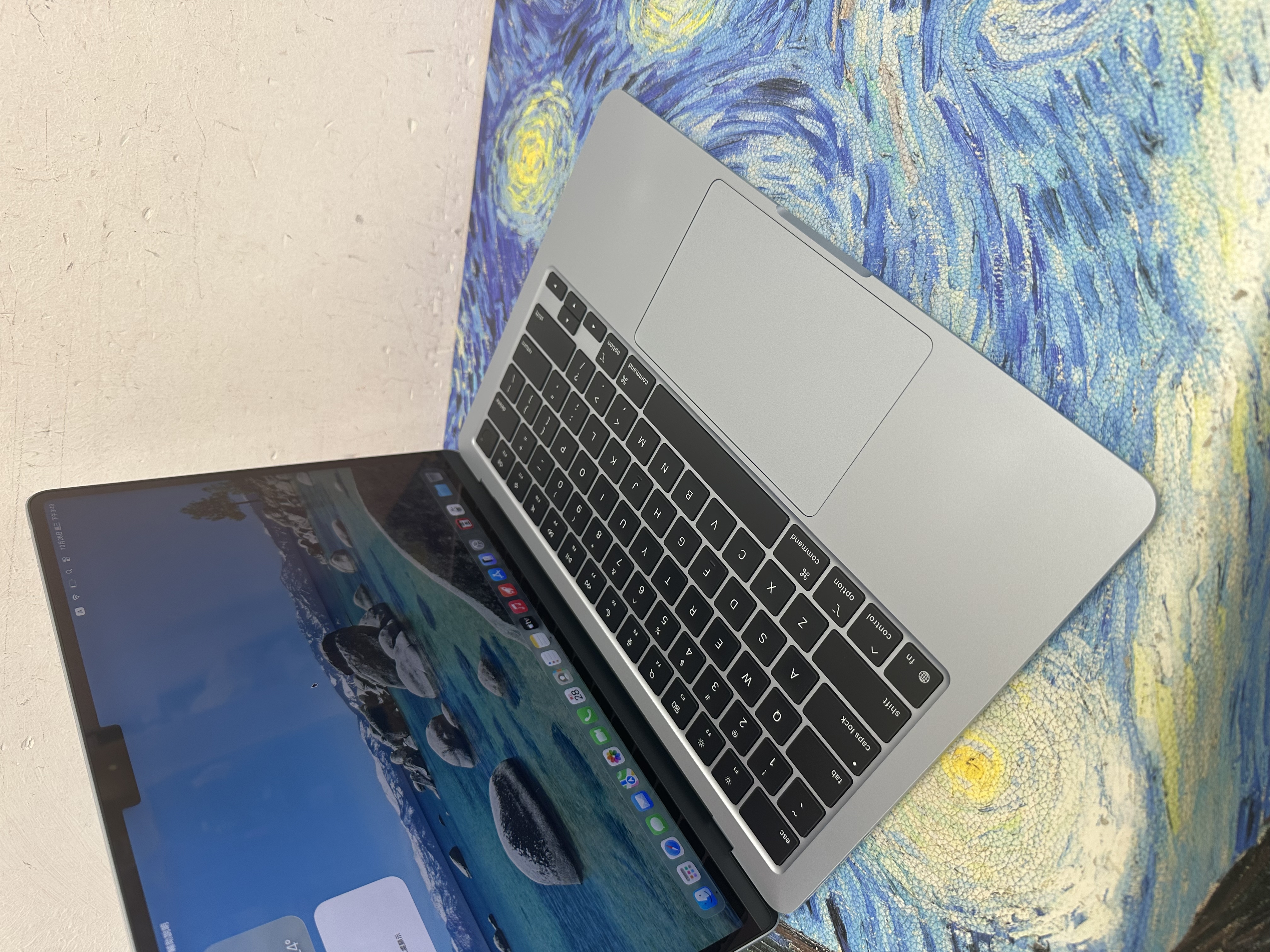 #6272 APPLE  MacBook Air M4 2025 M4 CPU/ 16GB Ram/256GB SSD/8核心GPU/Liquid Retina Mon/13吋/天藍色/Gaming Laptop / Notebook / 超強續航能力/文書機 / 畫圖 / 剪片 / Movie / Netflix 