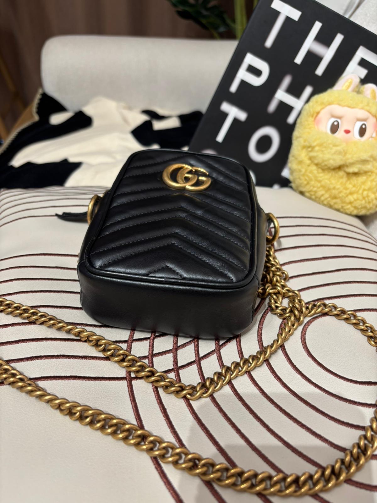 Gucci GG Marmont Vertical Phone Crossbody Bag 100%Authentic, 98%New ✅Booklet✅Dust bag