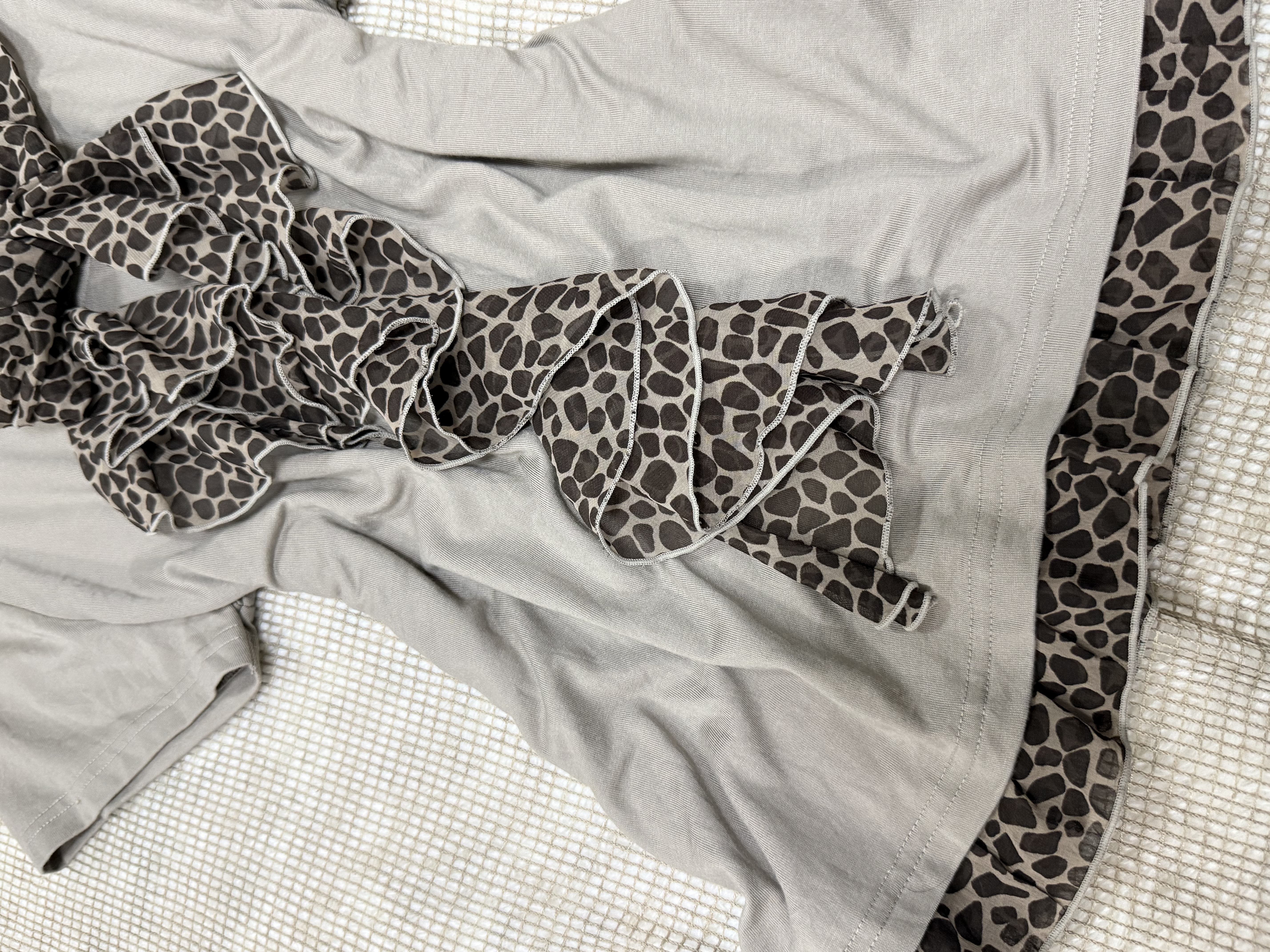 Leopard Ruffled Short-Sleeved Top