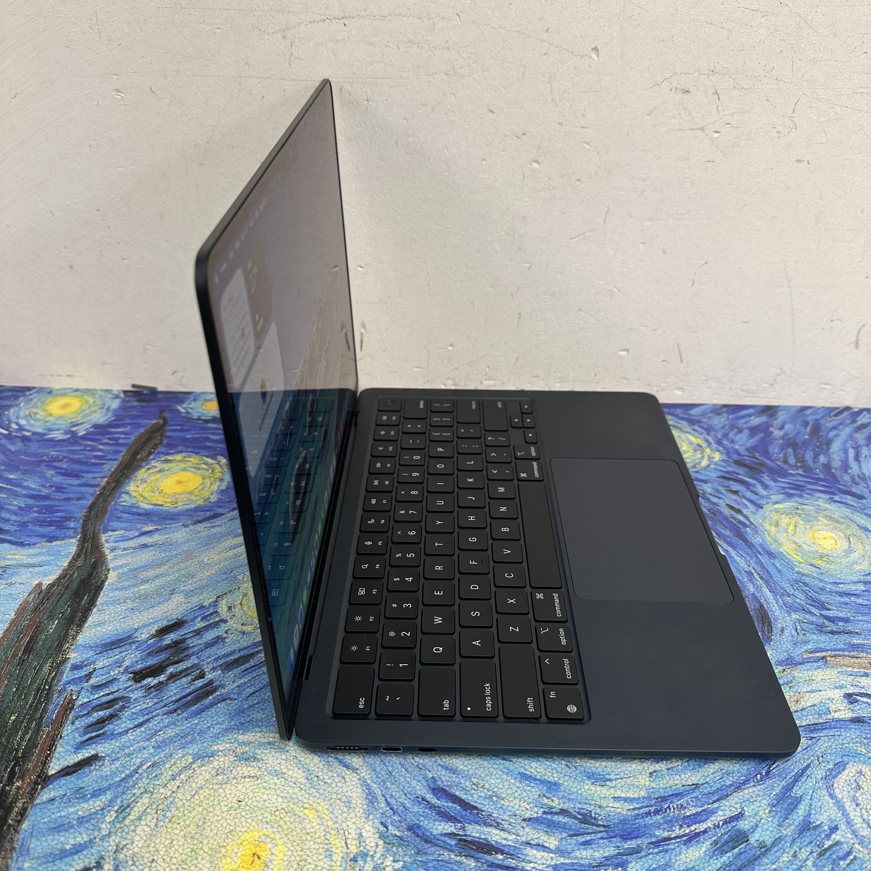 #6026 APPLE  MacBook Air M2 2023 M2 CPU/24GB Ram/1TB SSD/10核心GPU/Liquid Retina Mon/13.6吋/藍色/Gaming Laptop / Notebook/ PC / Laptop / MacbookAir / MacBook Pro / MacBookPro