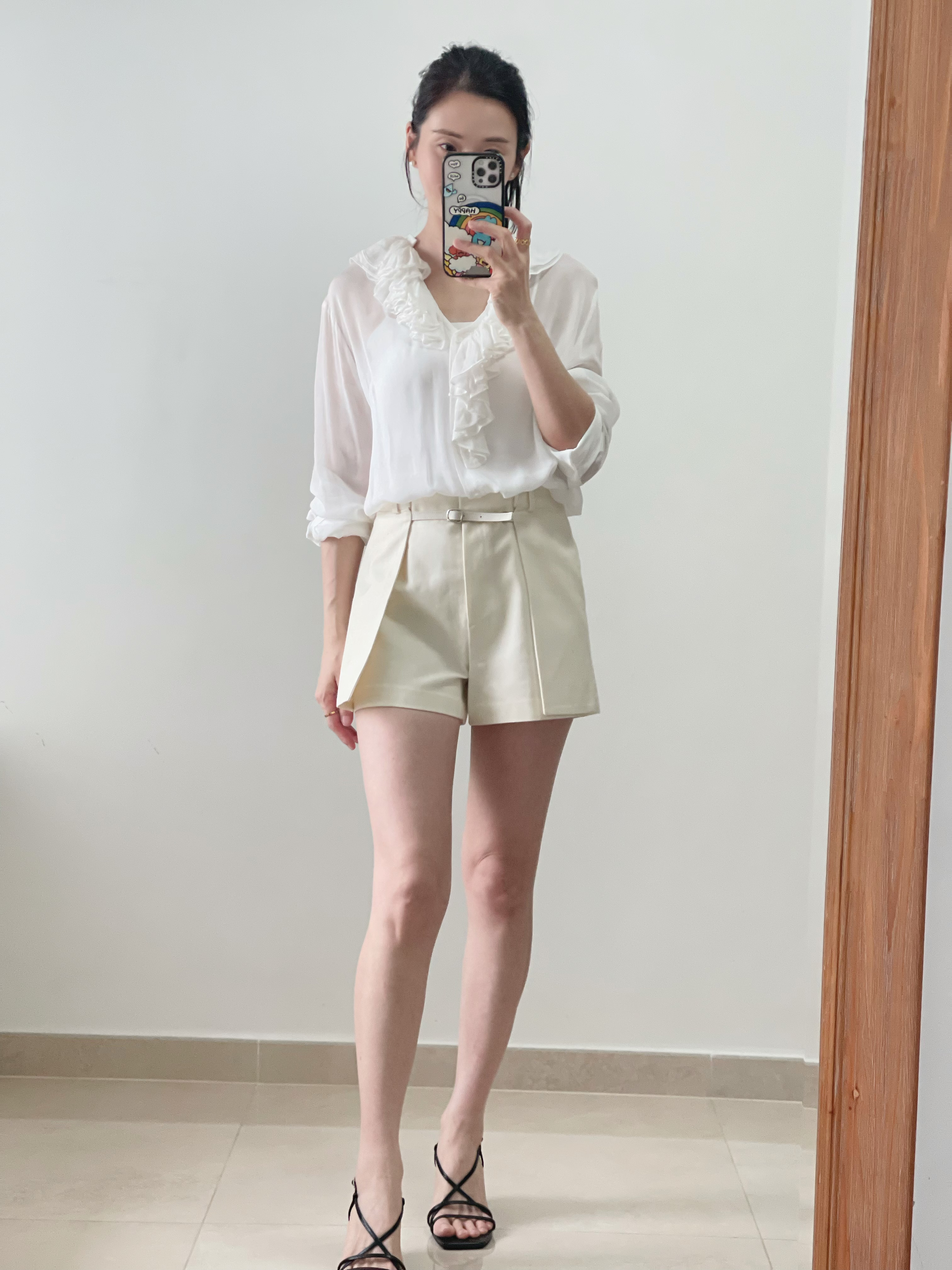 Elegant ruffle blouse