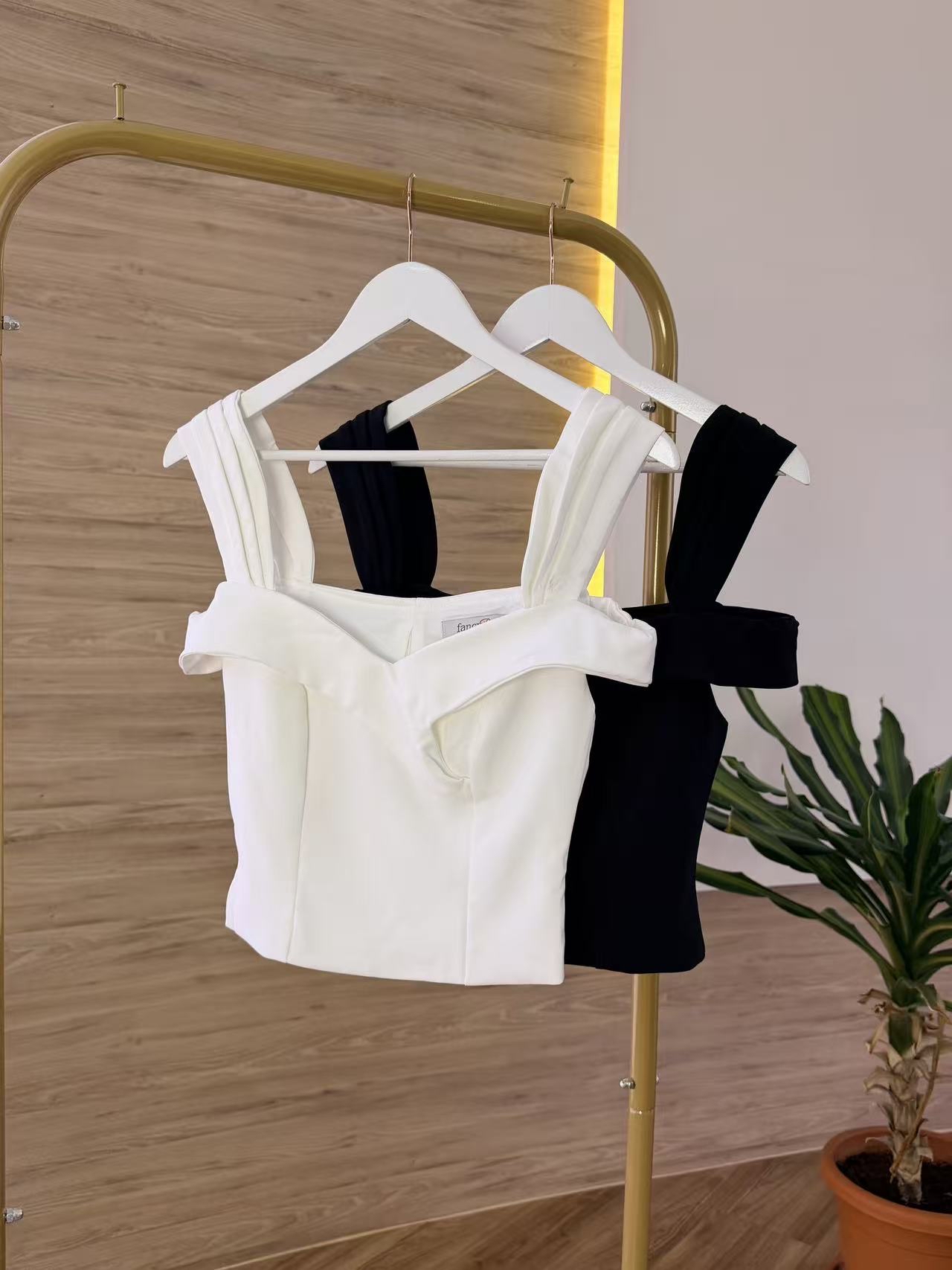 Isadora Off-shoulder Top