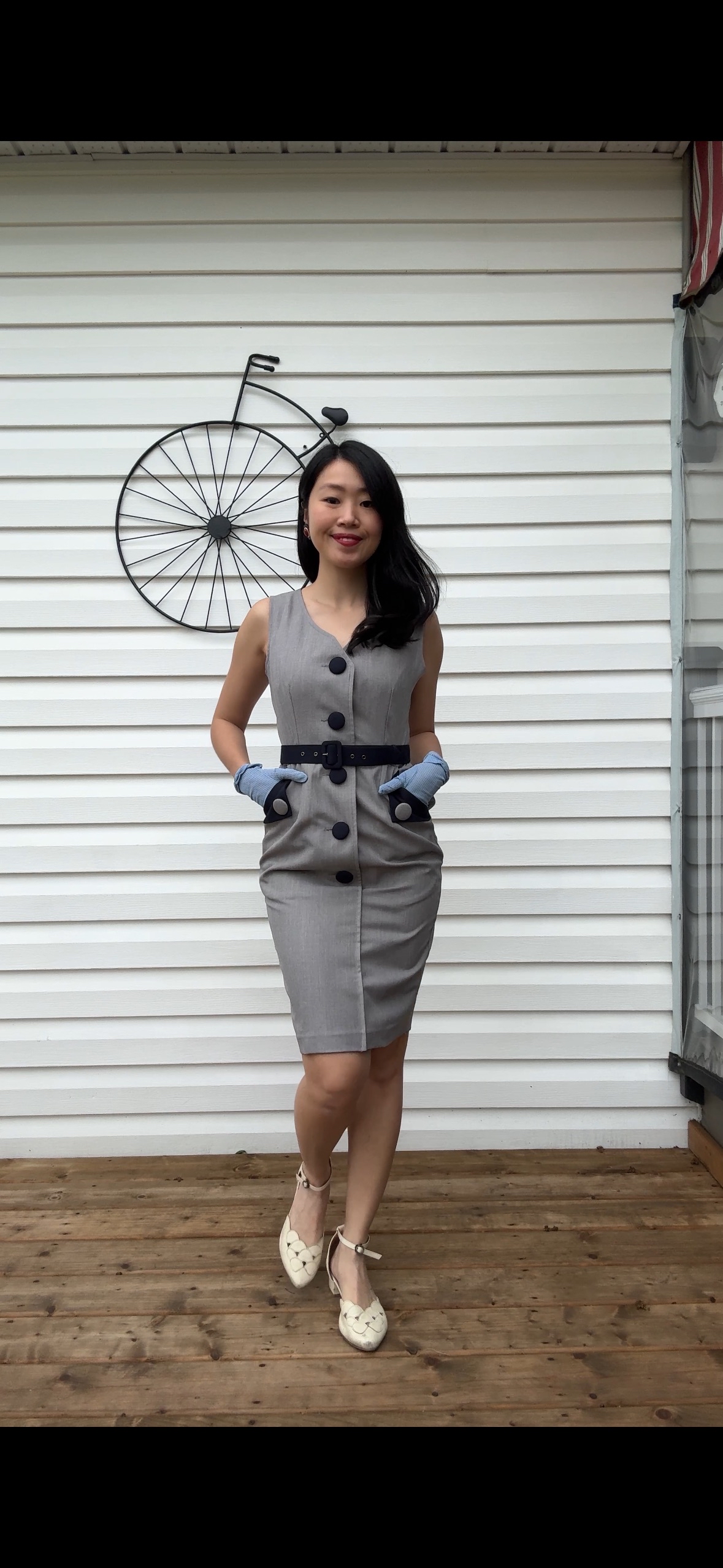 Madison Avenue Elegance  – 1950s Tailored Two-Tone Pencil Dress (FM227)