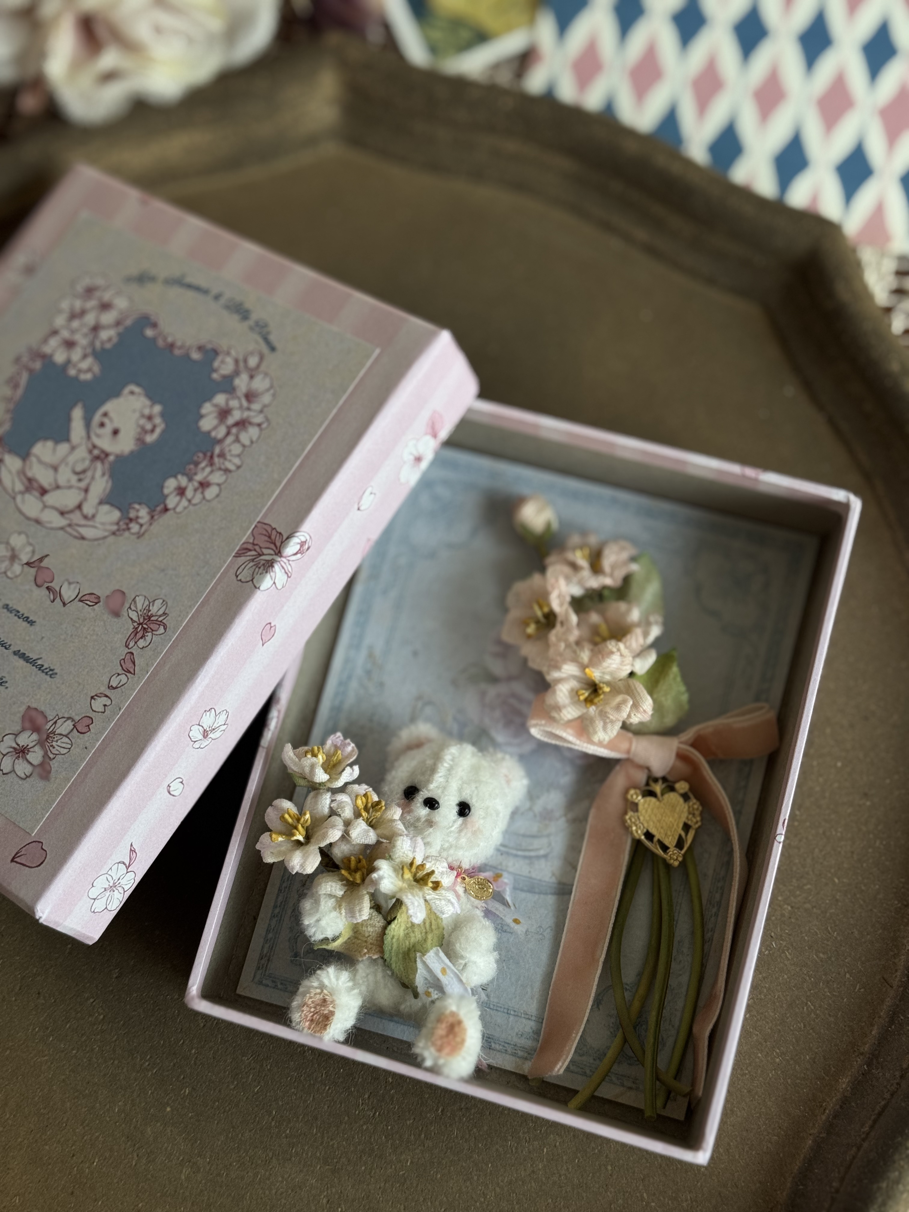Lilly Bloom x Miss Summer - Collab box set 櫻花小熊胸針組合E