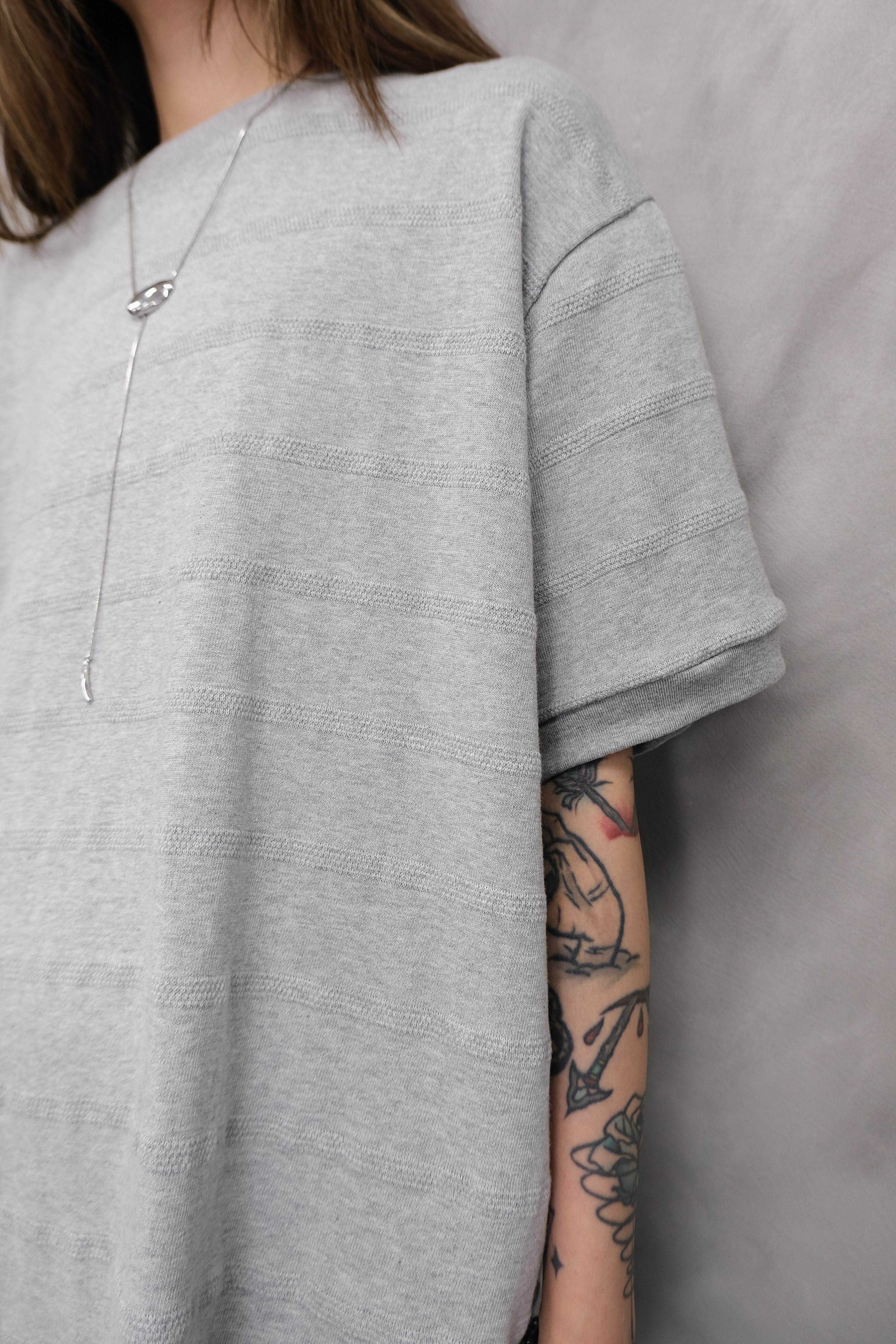(Unisex )Tonal horizontal texture tee #top30
