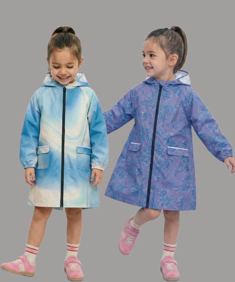 日本 Kiu 兒童有袖雨衣 L Size (130-140cm)