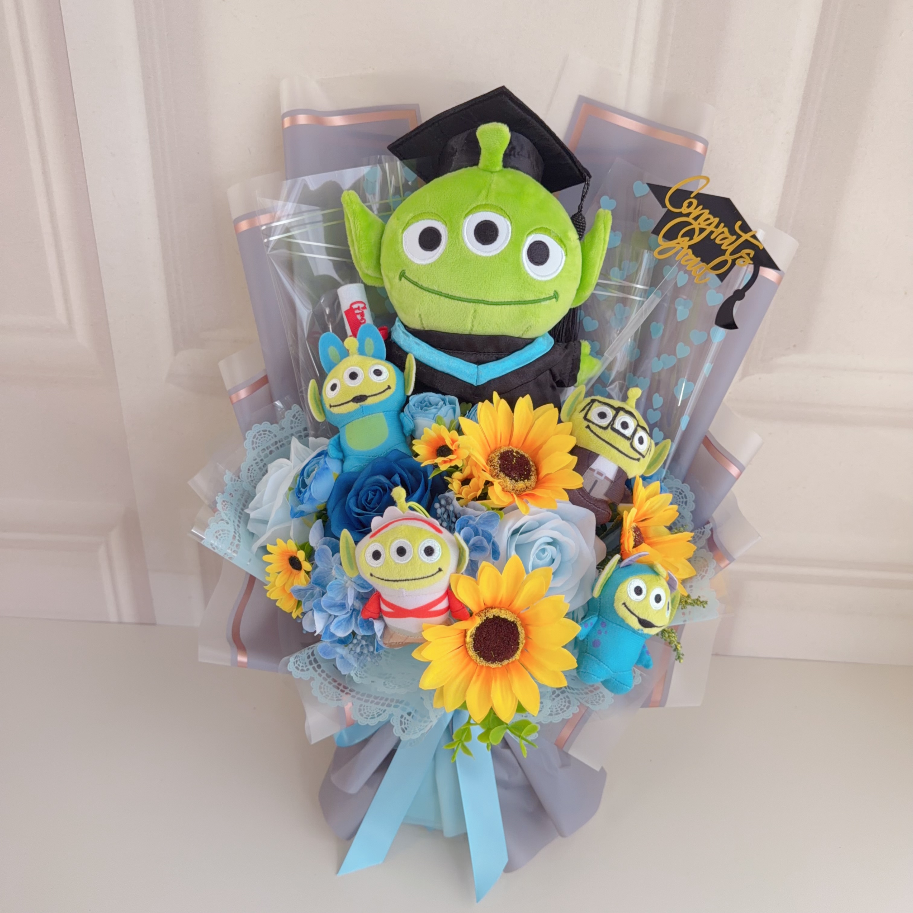 （現貨）三眼仔公仔花束