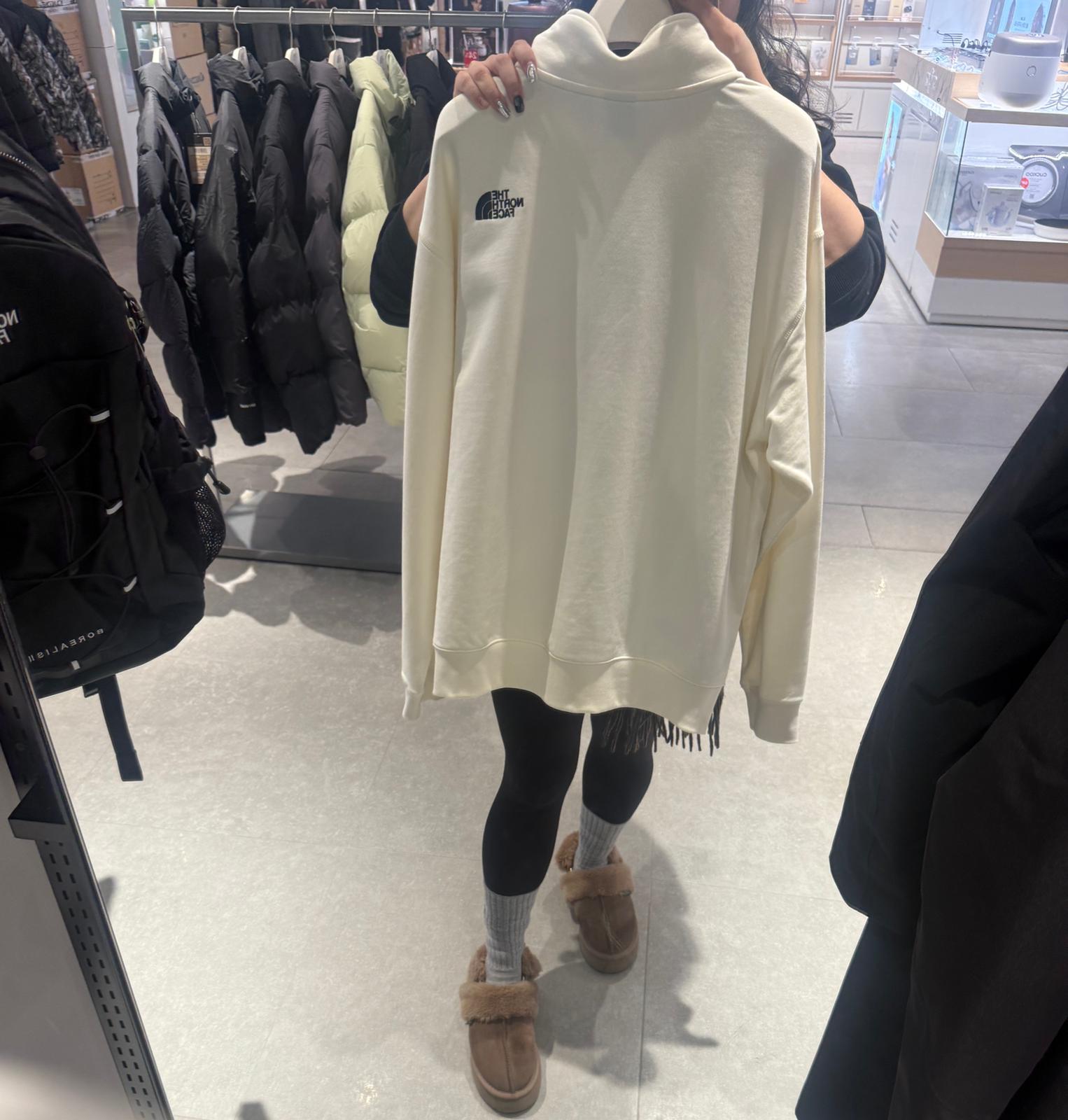 The north face CORE HALF ZIP COLOR: CRE / CREAM 連線優惠價 Size xs- XXL