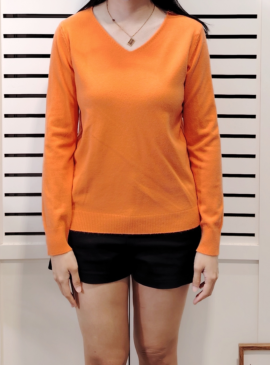 S8816 Long Sleeve V Neck Knit Wear