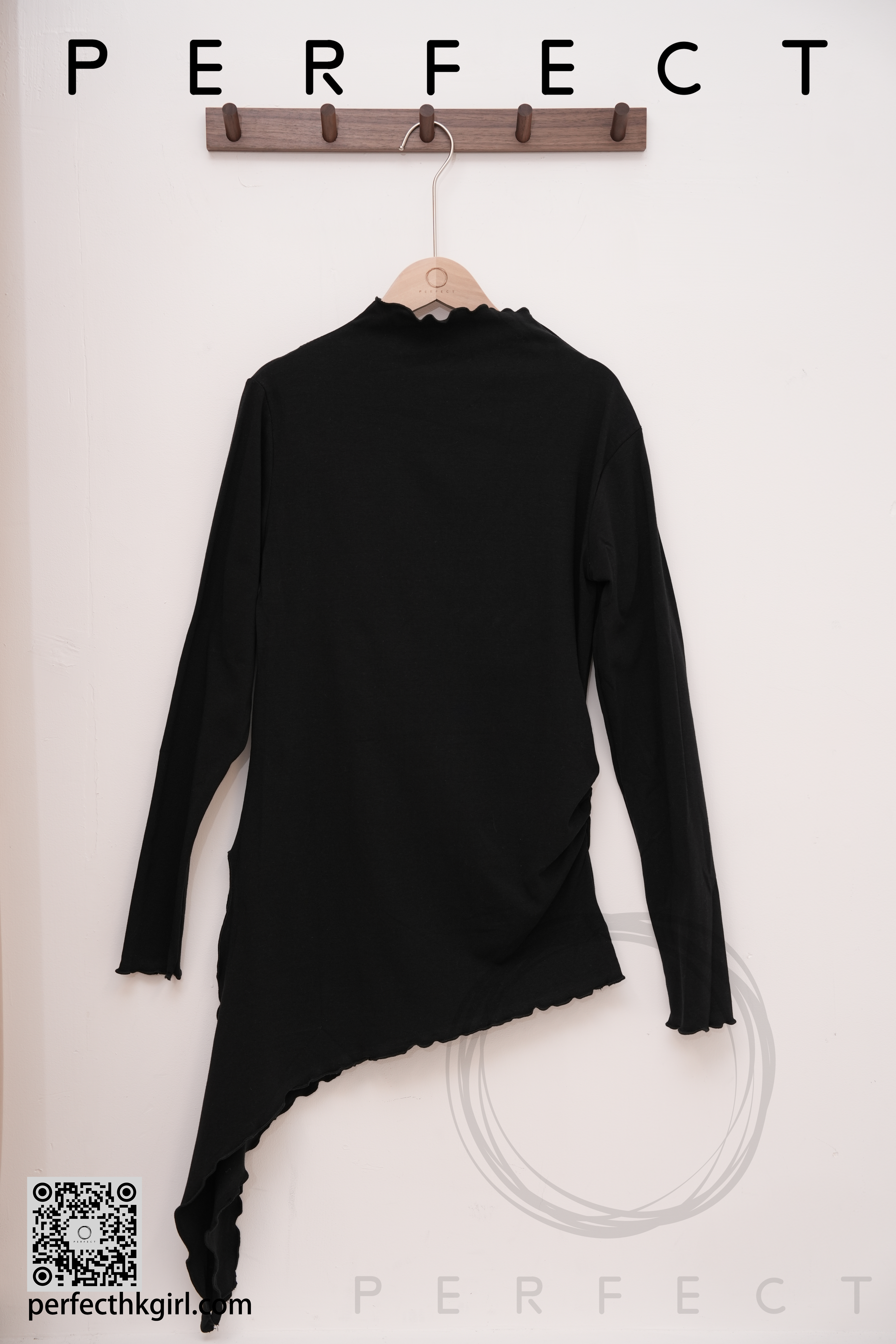 T0037_優雅水草RUFFLE領打底衫（顯瘦黑色）