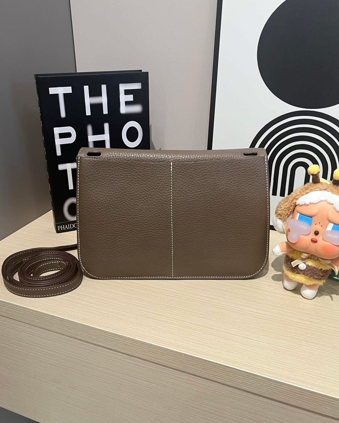 Hermes Halzan 25,STAMP Z 大象灰 100%Authentic,95%New✅dust bag