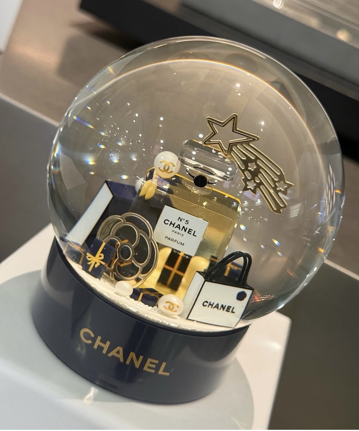 Chanel-Beauty限量水晶球