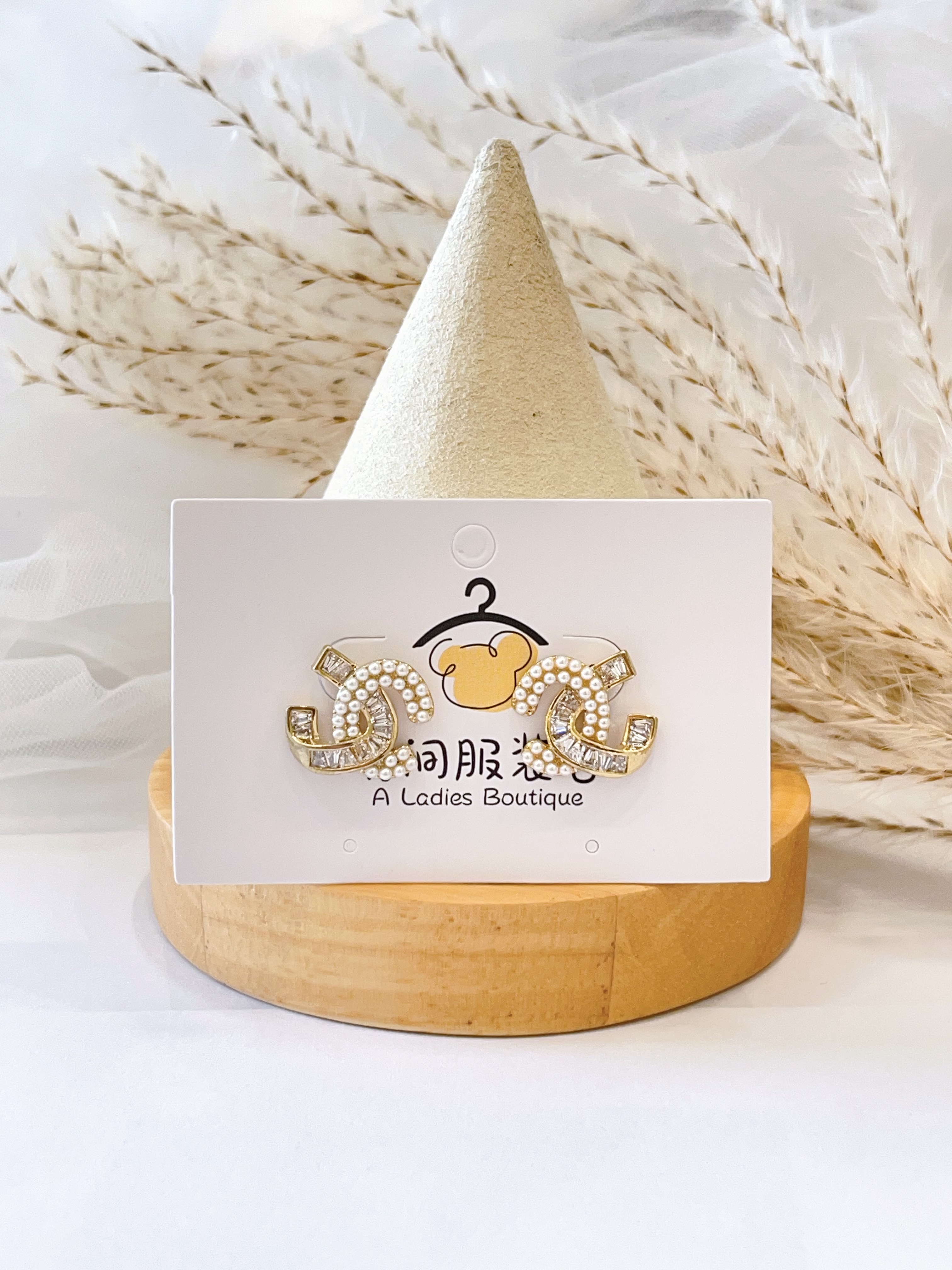 双C珍珠锆石耳环