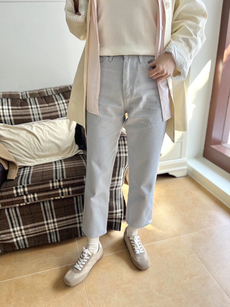 Pastelly Straight Jeans