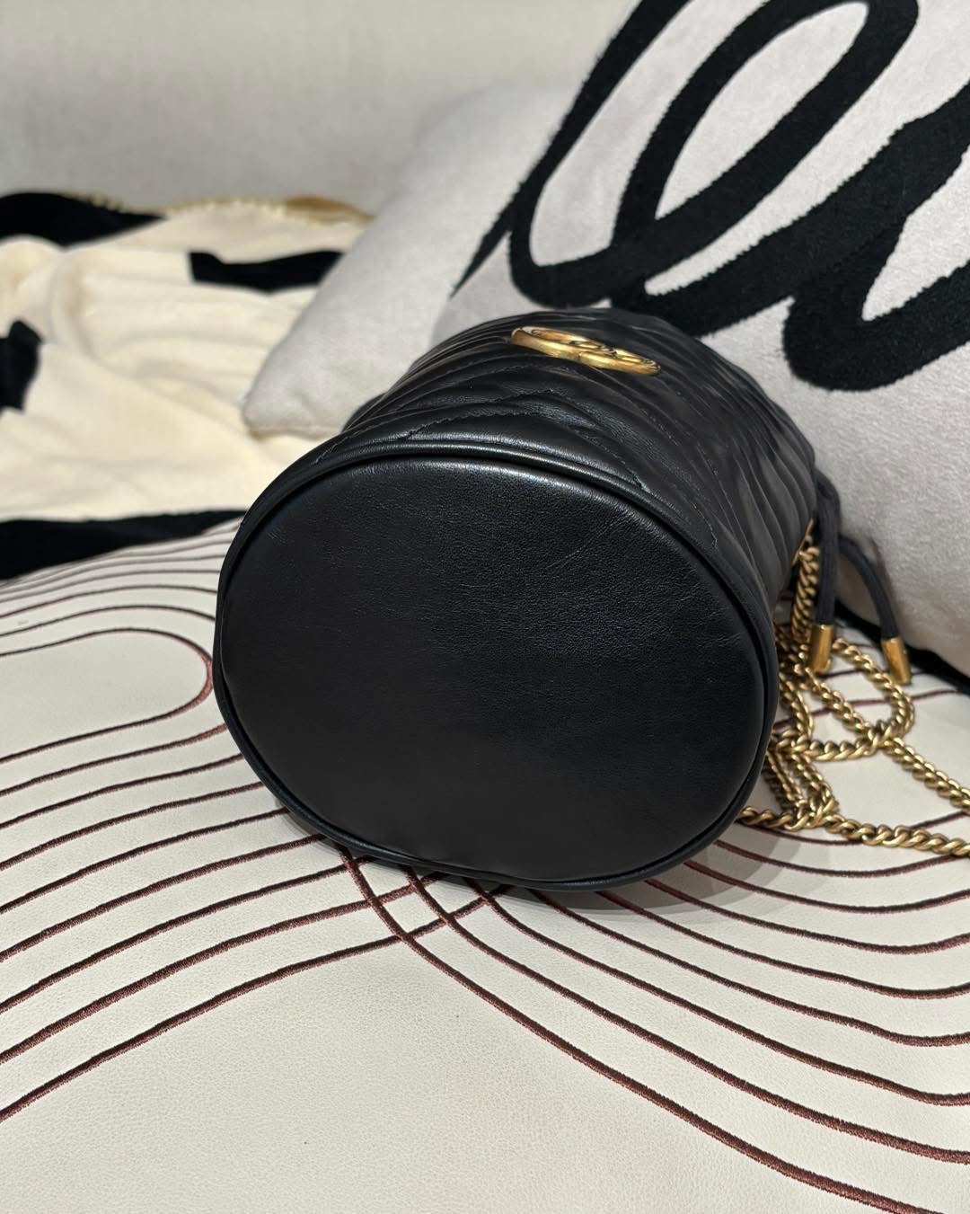 Gucci gg marmont bucket 黑色牛皮 100%Authentic ,95%New ✅Dust bag