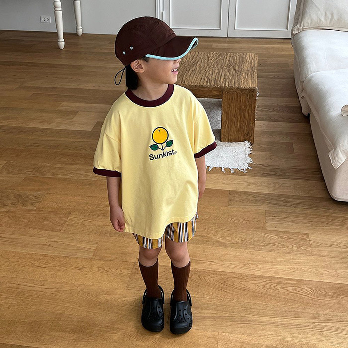 🇰🇷middle name tee