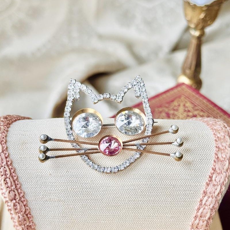 Vintage European Sparkly Cat Brooch - Likely Czech (NZ087)