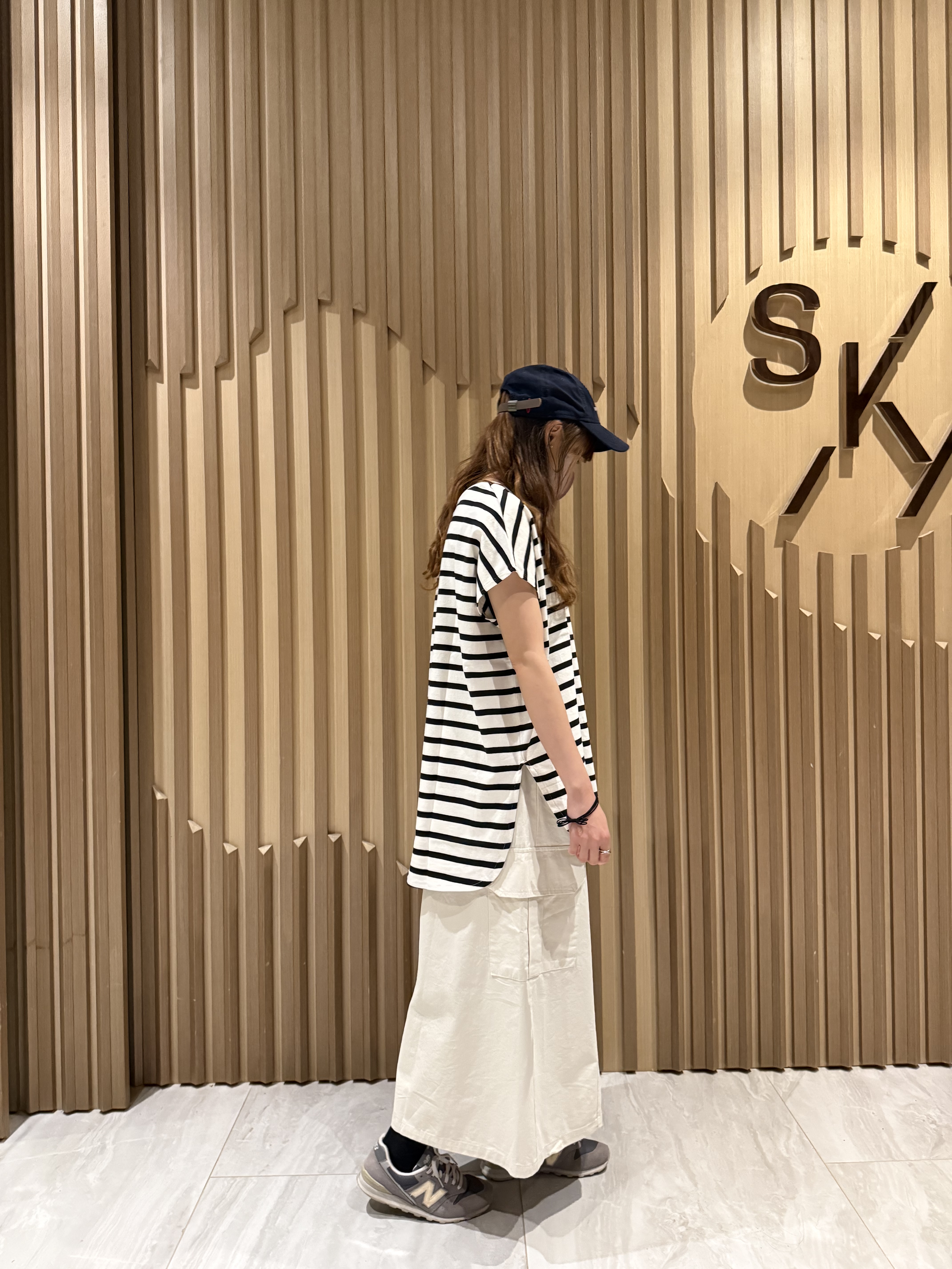 斜袖橫間𝐭𝐞𝐞（白𝐱黑）