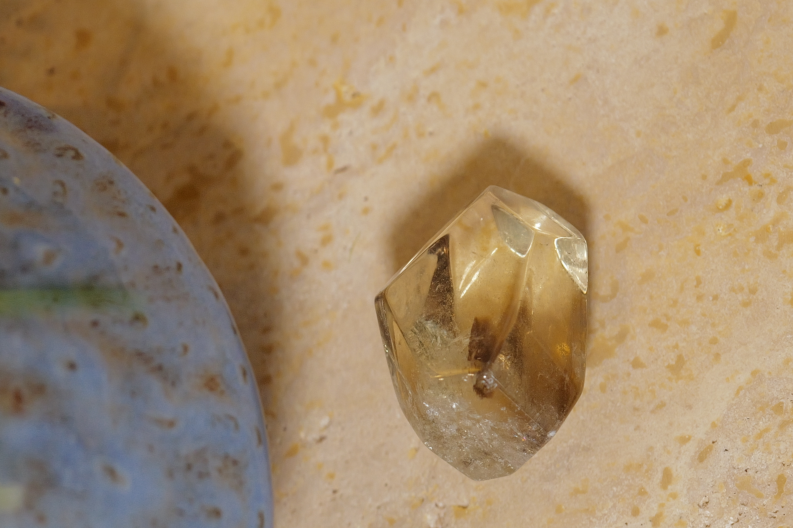  ༒ 4.2cm淡黃晶粒༒ CI*1075HJ8GA5-RA1*2TJ