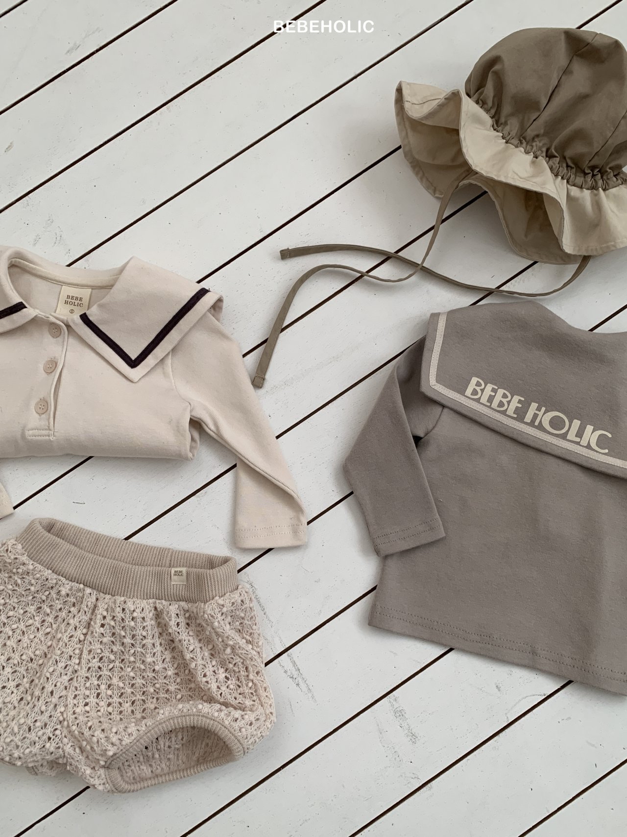 🌸預訂 韓國直送🌸🇰🇷BEBEHOLIC兩色品牌印花水手領長袖上衣