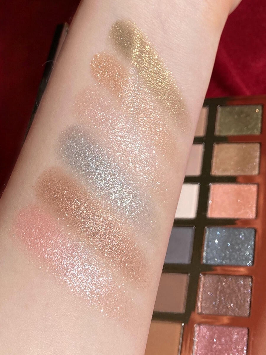 2026 聖誕限定 Charlotte Tilbury CT 十二色眼影盤 星光幻影