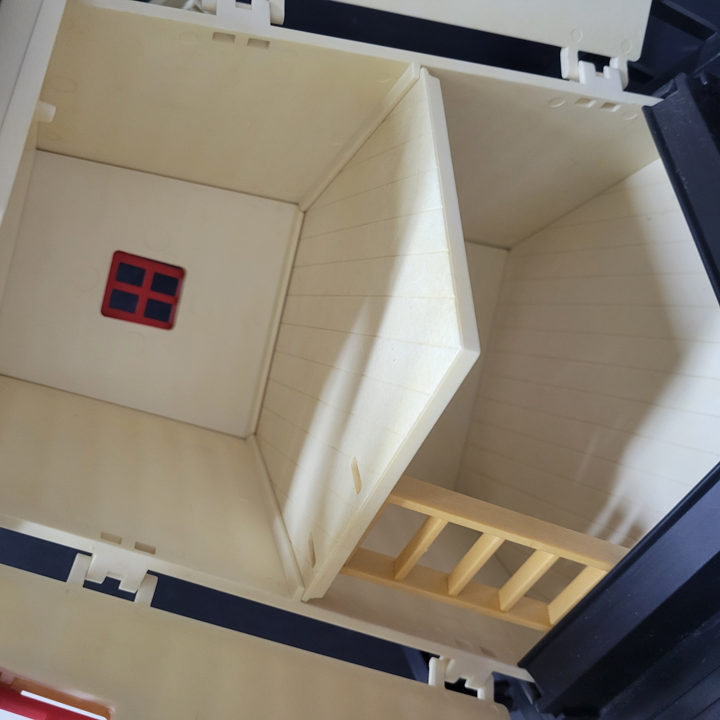 森林家族舊版風車屋