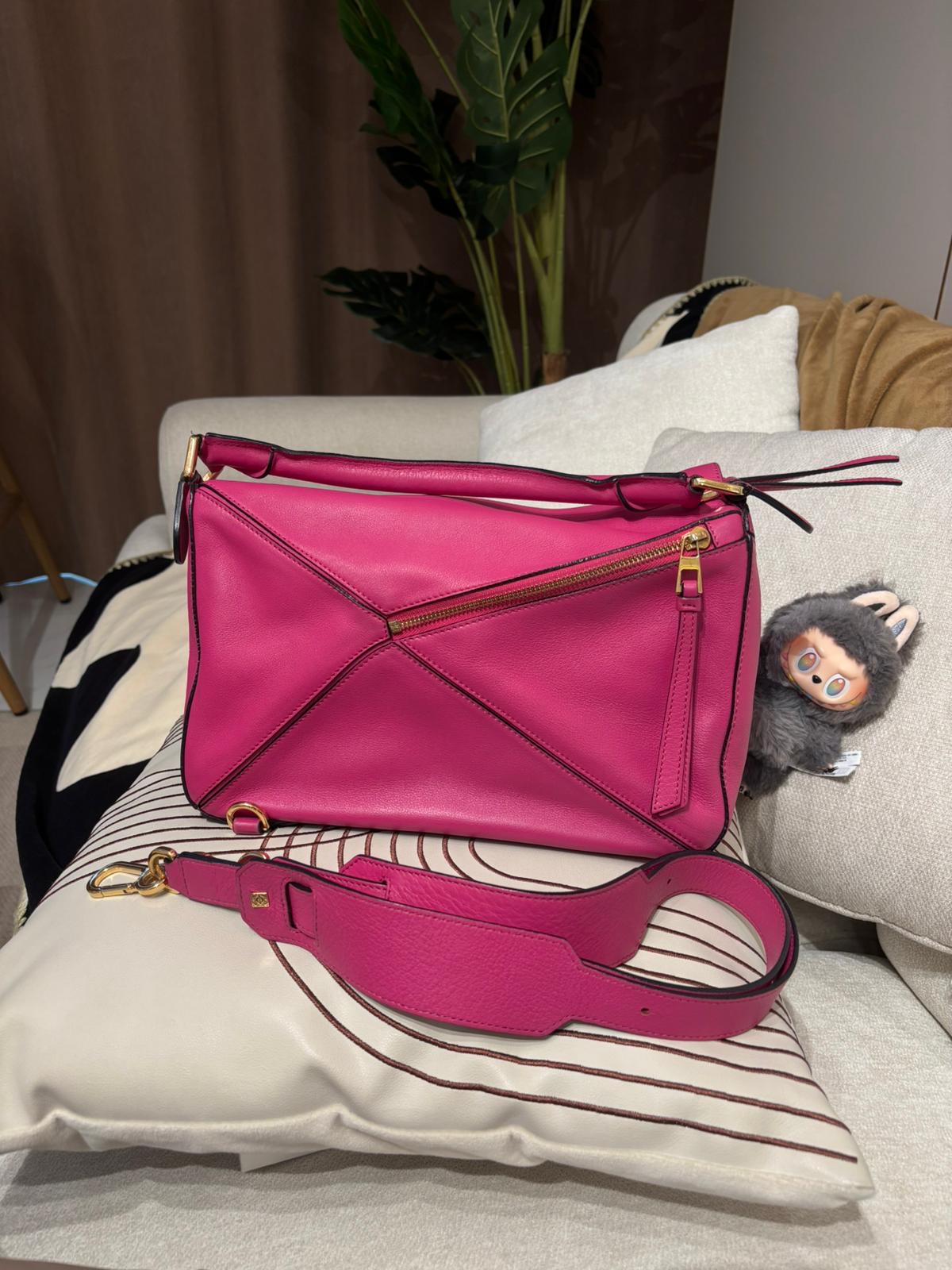Loewe puzzle medium calfskin 100%Authentic,90%new✅塵袋 