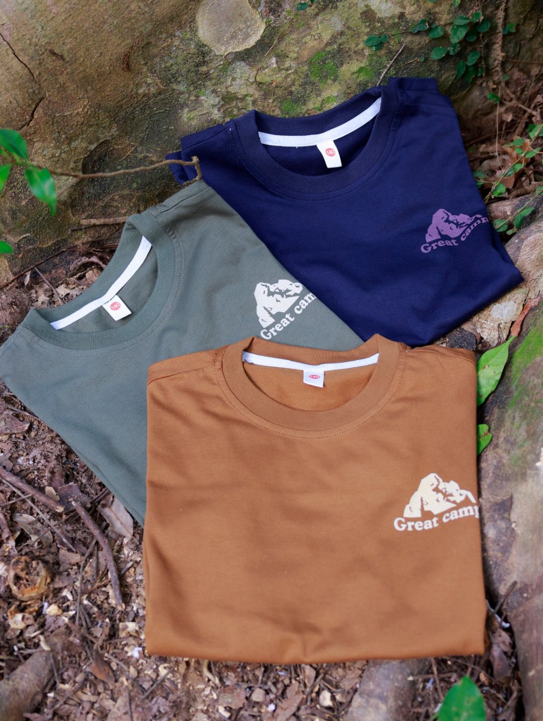 $68件。2件起$60件。山系戶外印花短袖