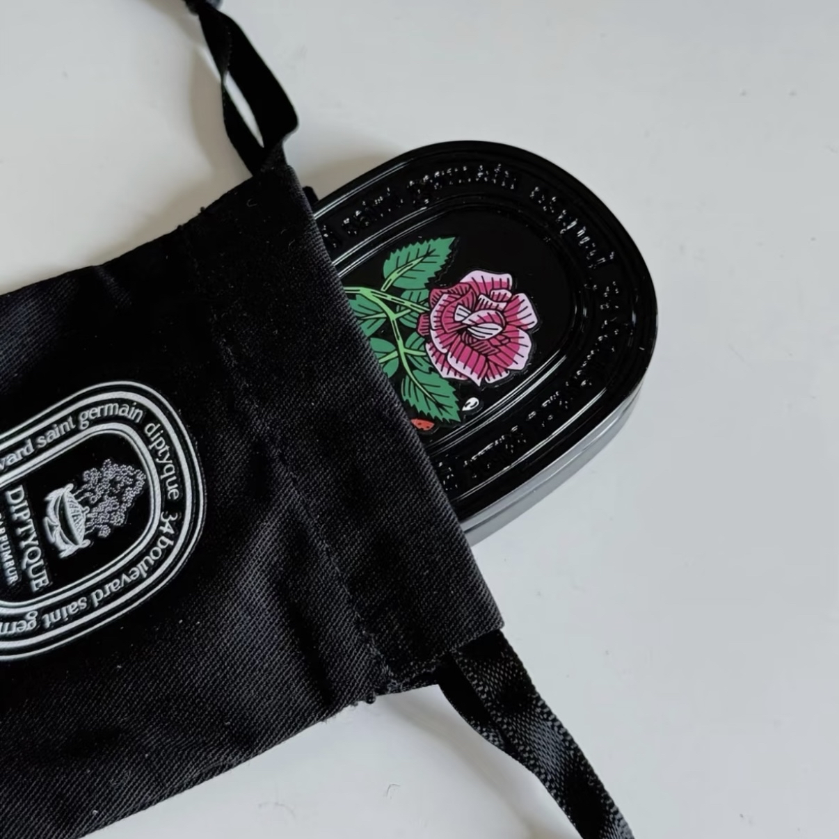 DIPTYQUE EAU ROSE Parfum solide rechargeable 玫瑰之水可補充式香膏3g 